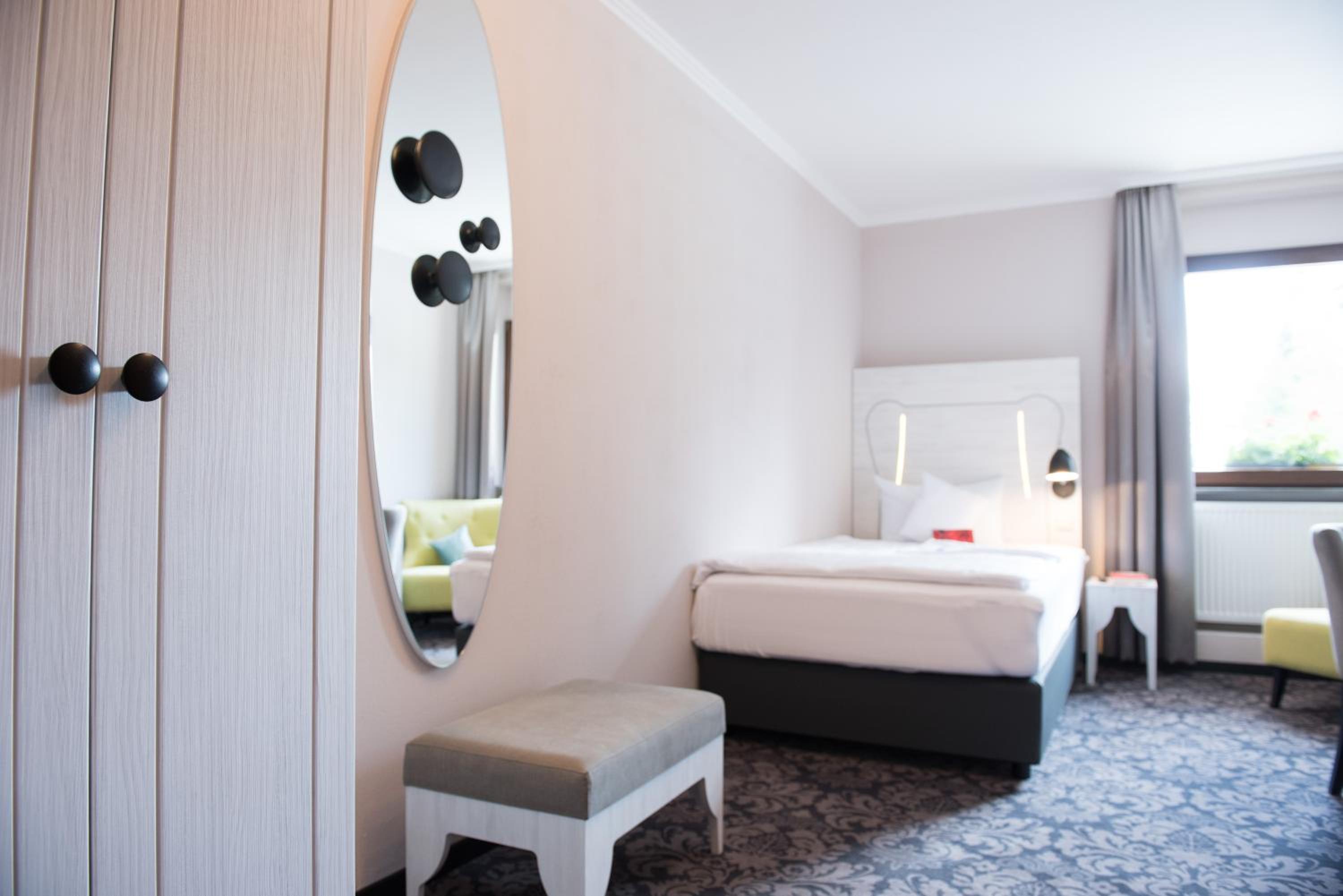 Single Room photo 3