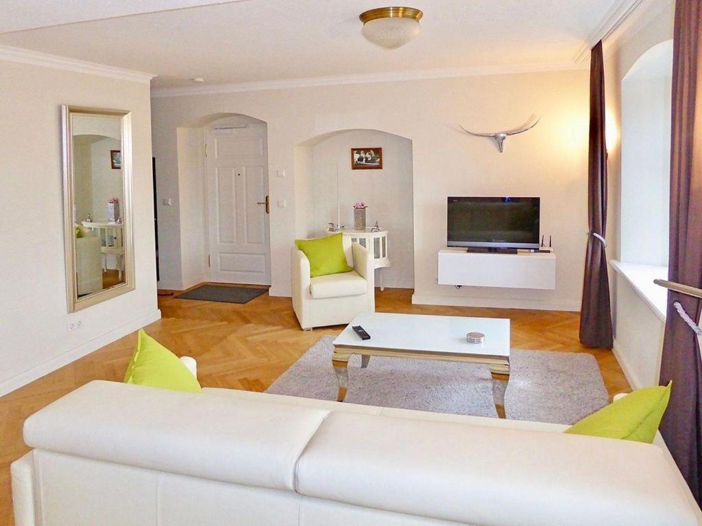 Apartment with Terrace photo 1