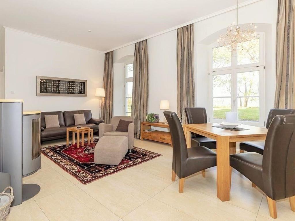 Apartment with Terrace photo 1