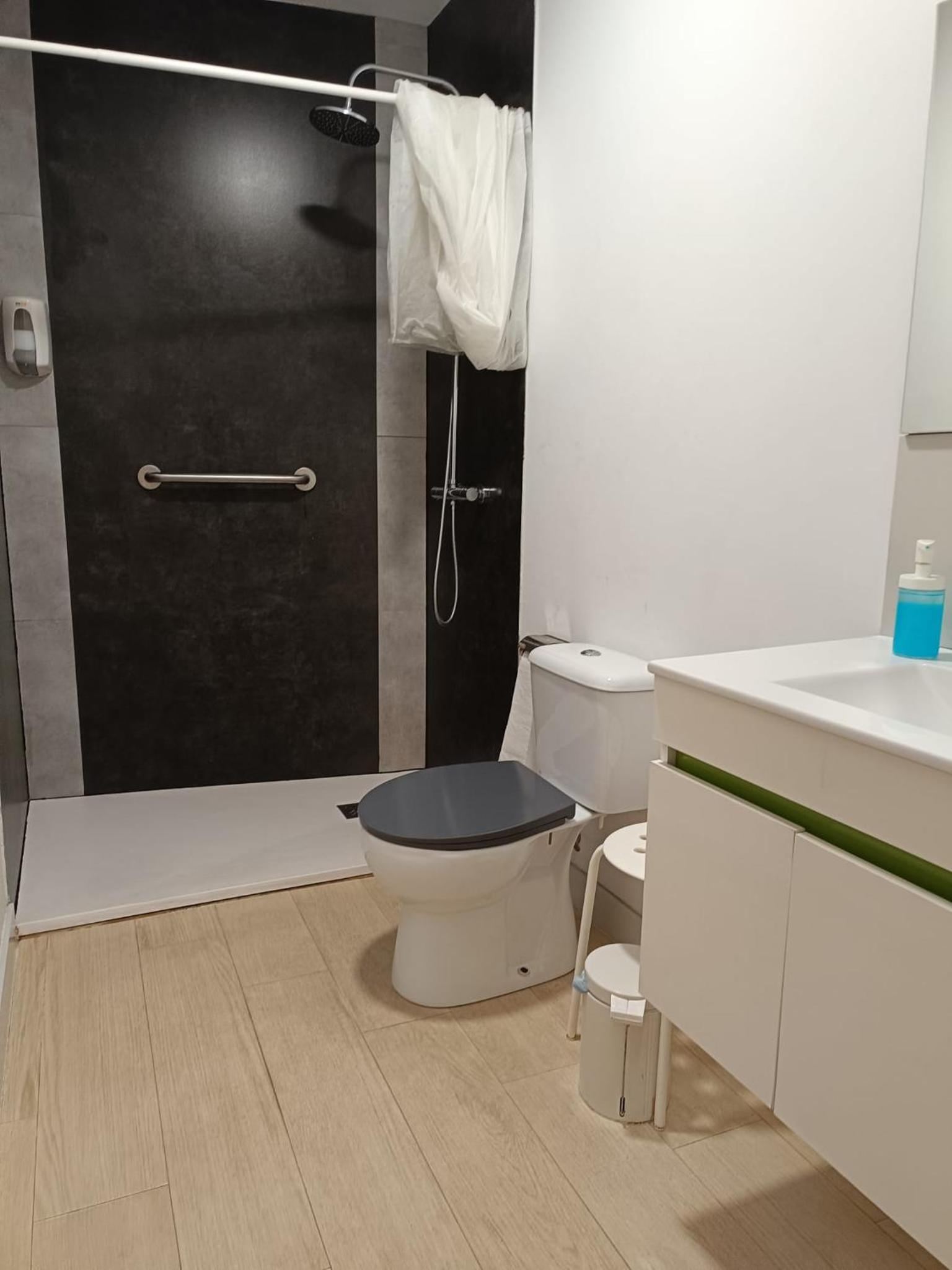 Standard Double Room with Shared Bathroom photo 2