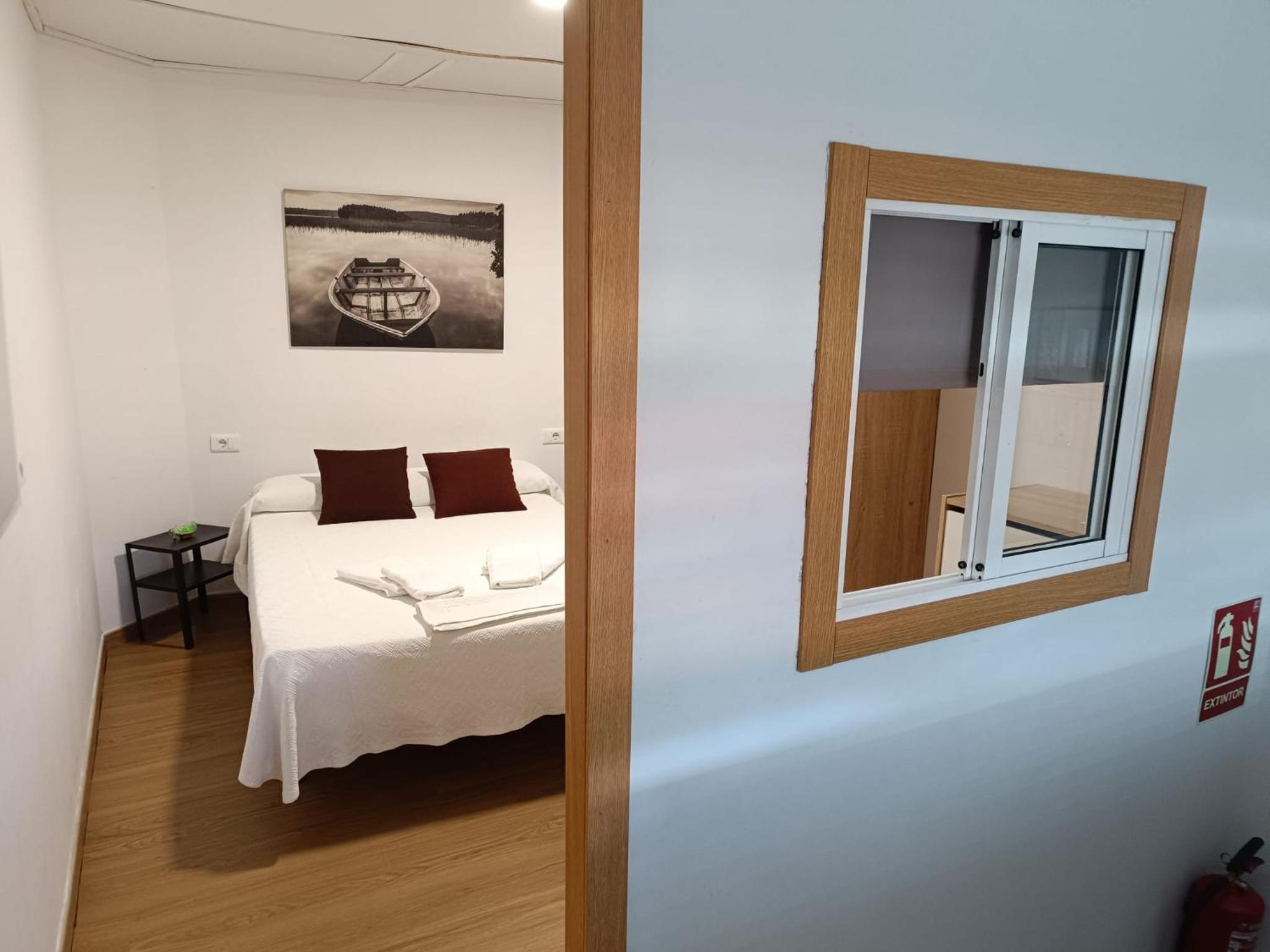 Standard Double Room with Shared Bathroom photo 3