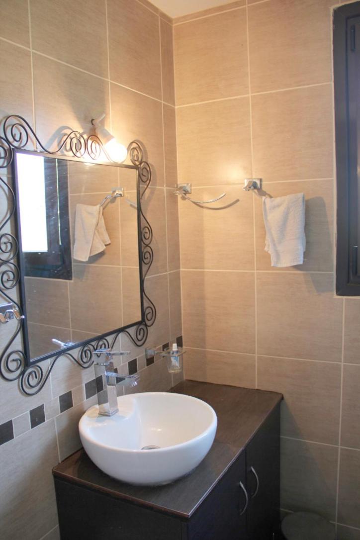 Two-Bedroom House photo 2