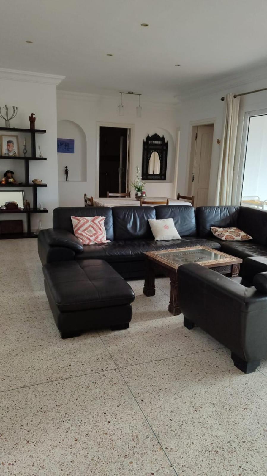 Villa photo 3
