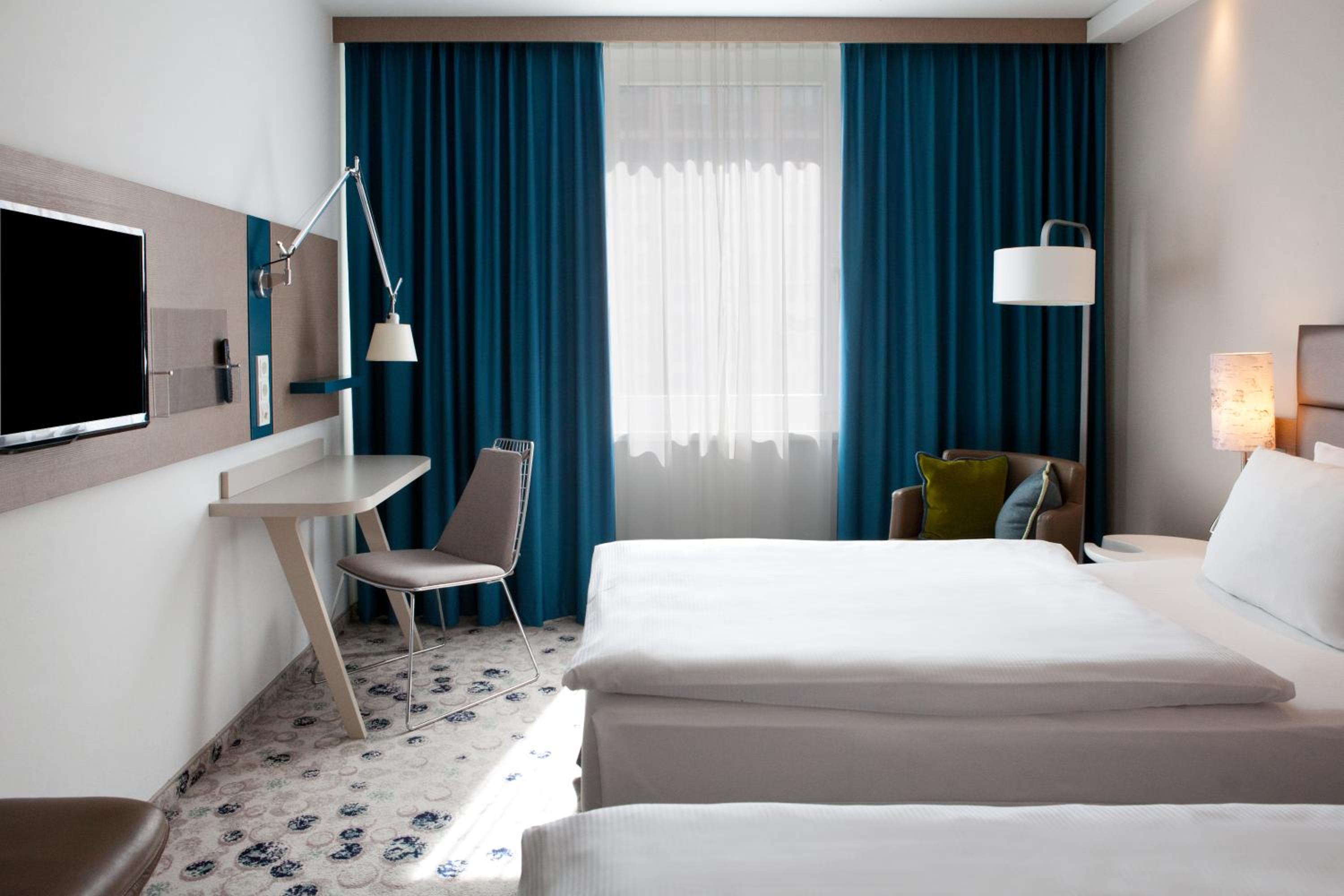 Standard Room with Two Single Beds - Photo 3