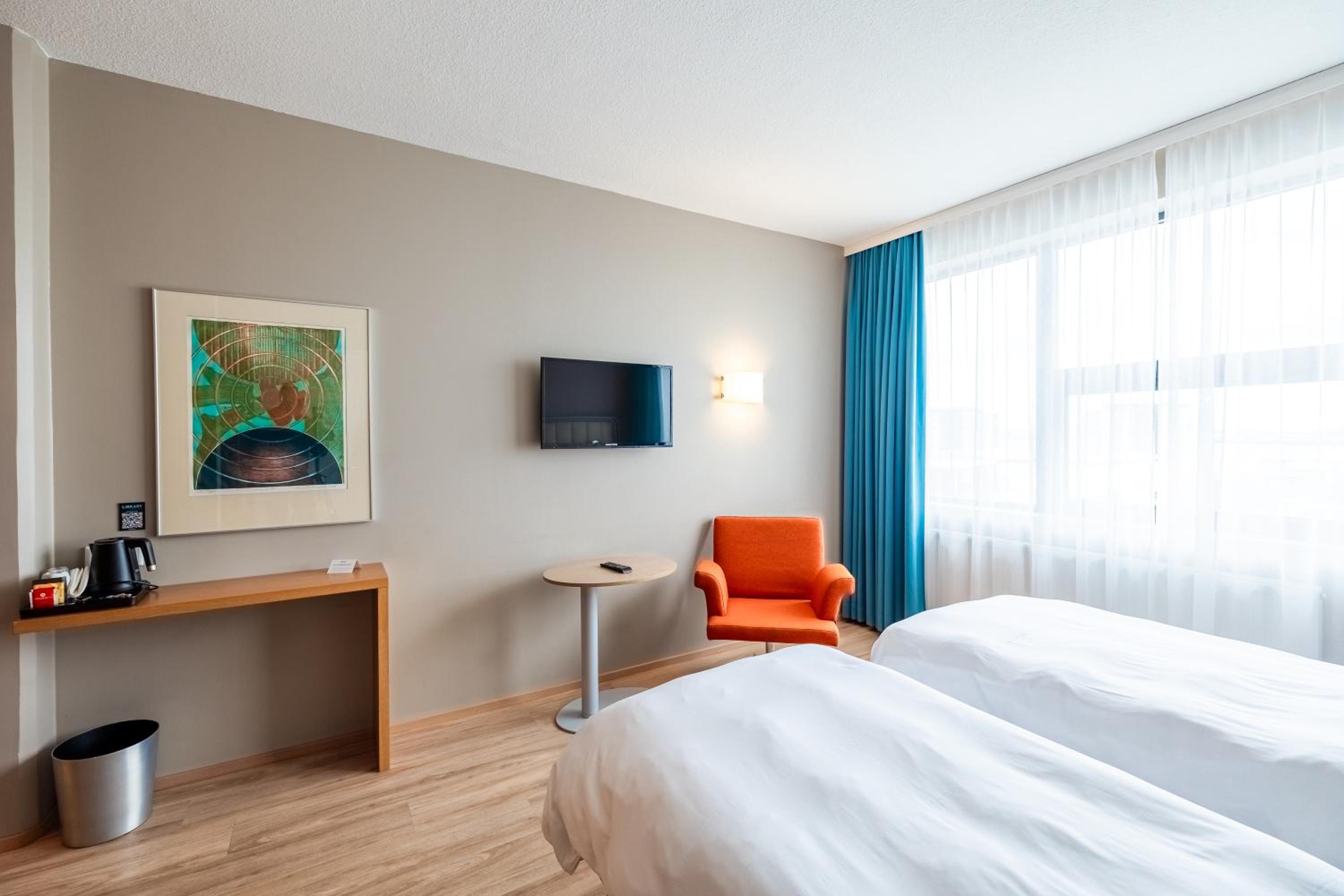 Guest Room - Photo 4