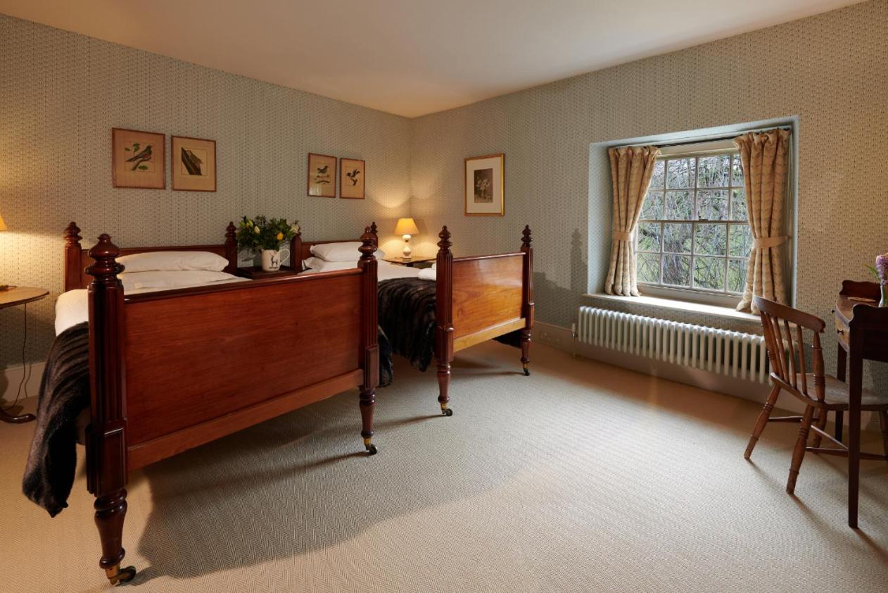 Three-Bedroom House photo 3