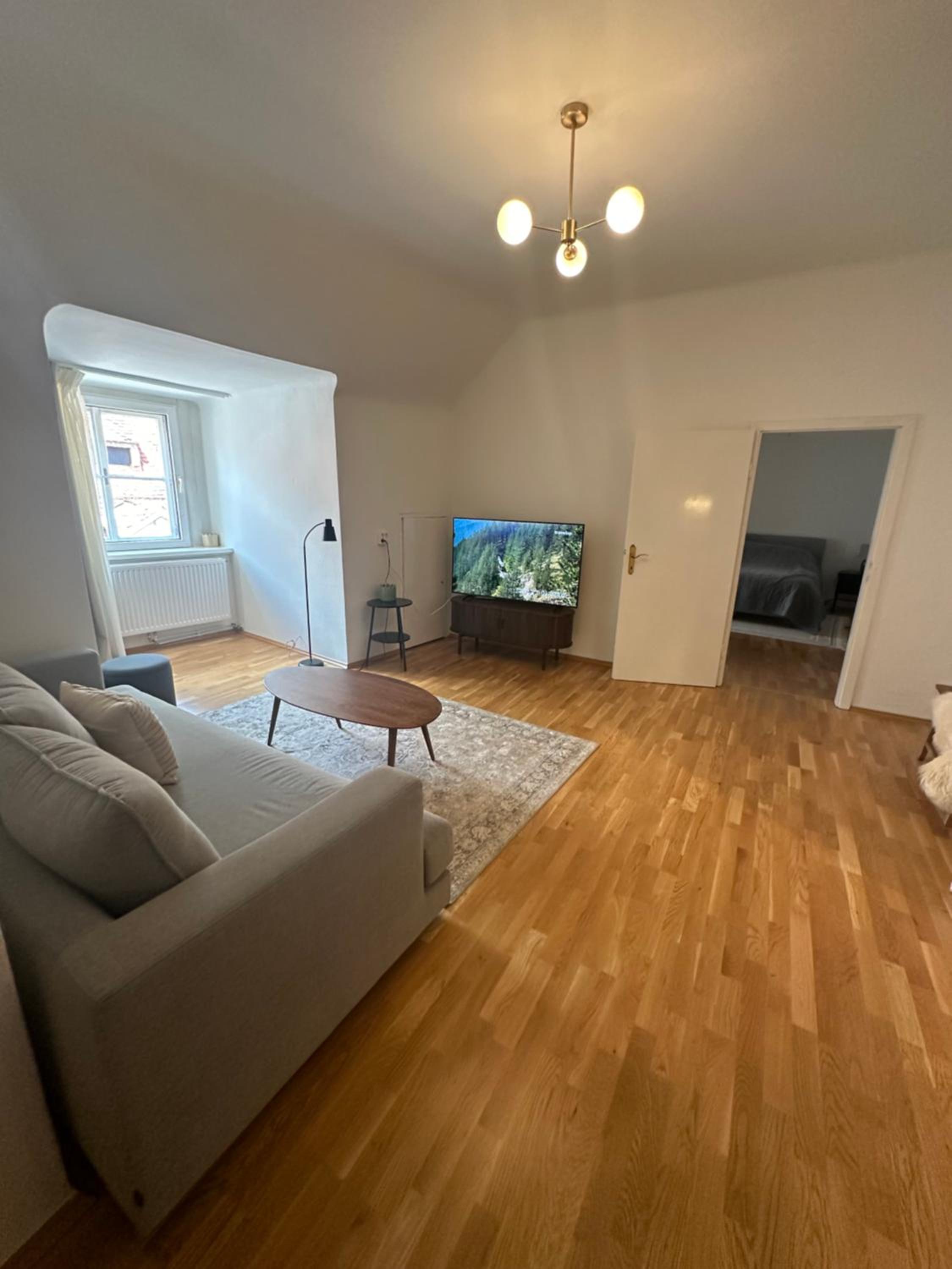 One-Bedroom Apartment with City View photo 1
