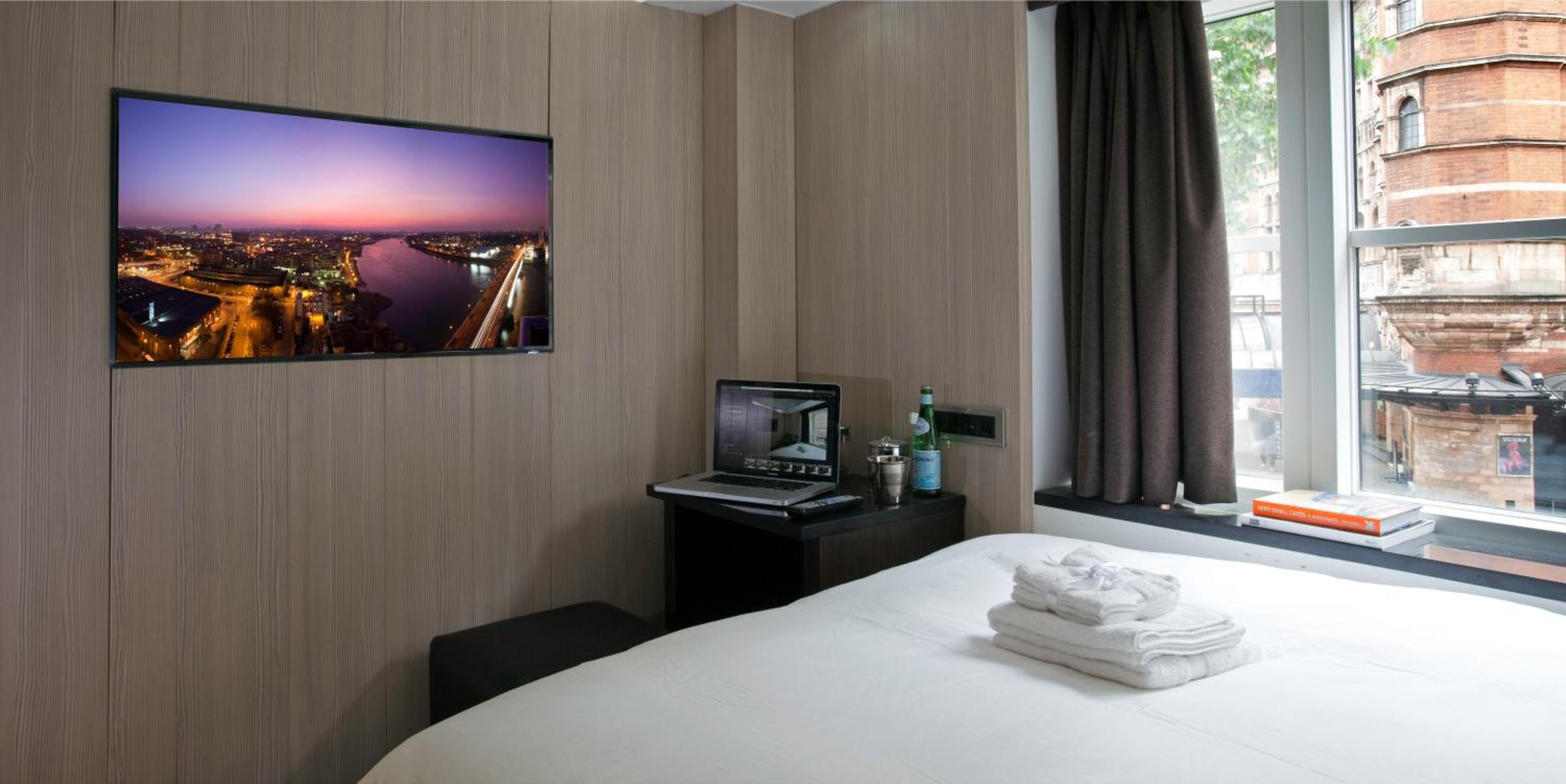 Double Room - Disability Access photo 1