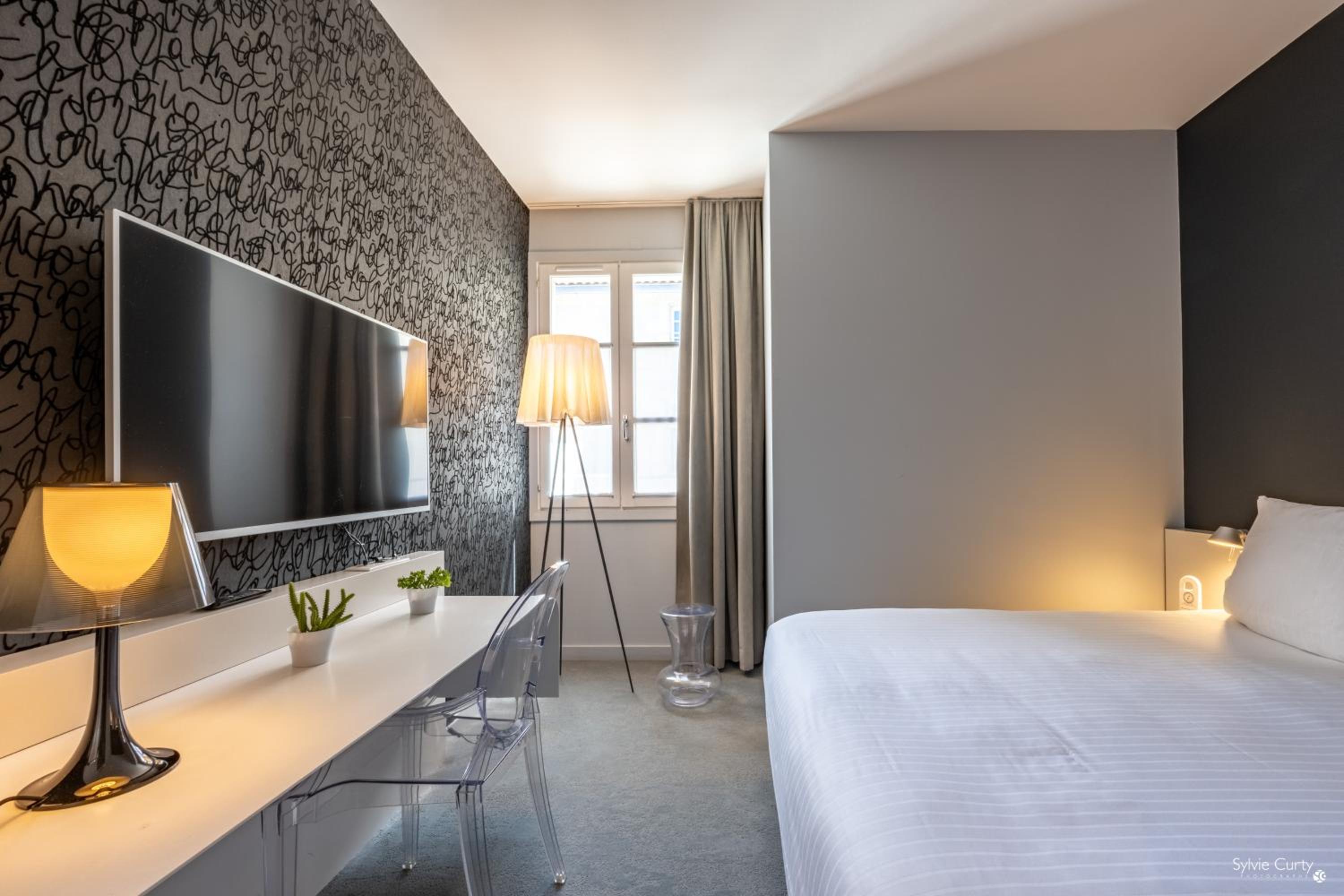 Comfort Room - Photo 1