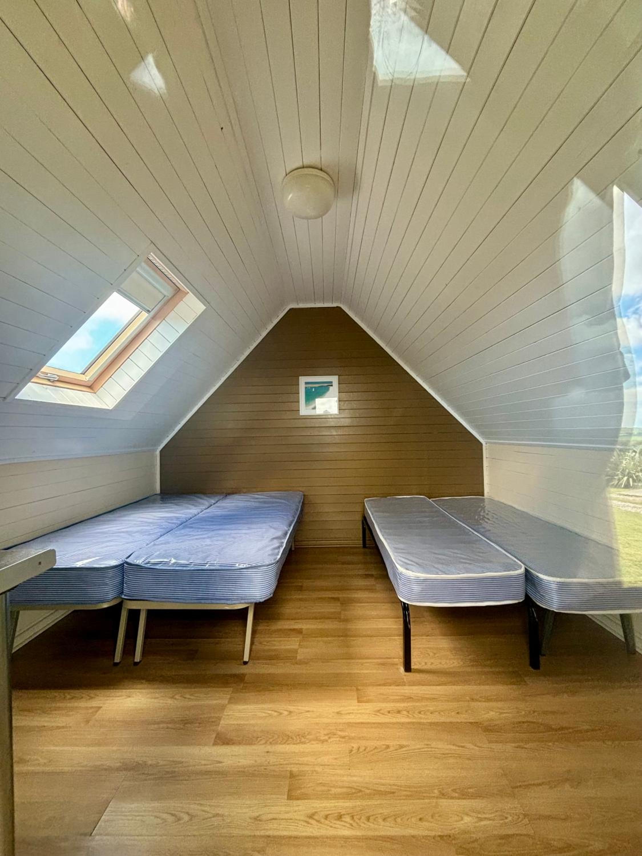Quadruple Room with Shared Bathroom photo 1