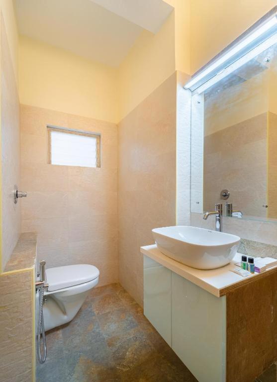 Studio With Spa Bath photo 2