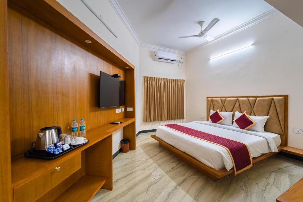 King Room with Garden View photo 3