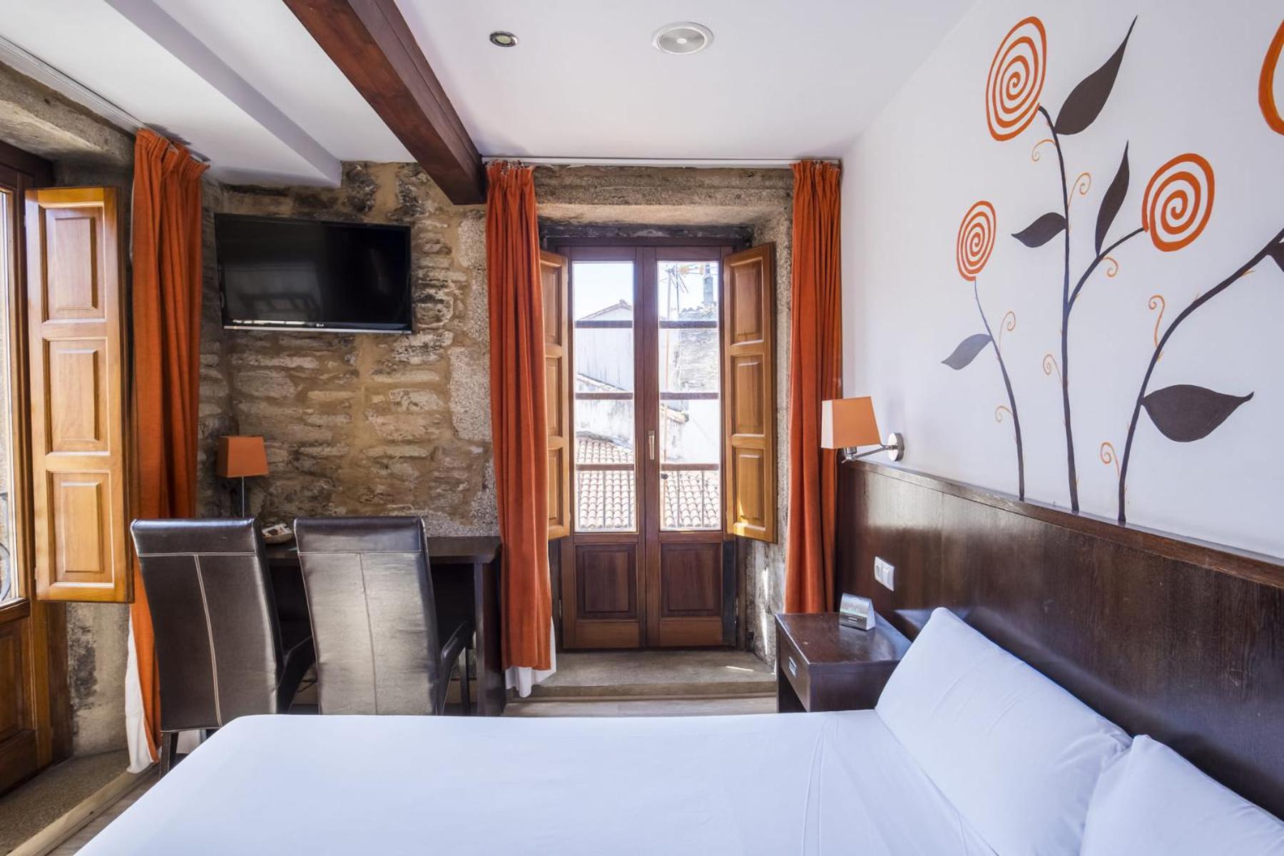 Premium Double Room - Photo 8