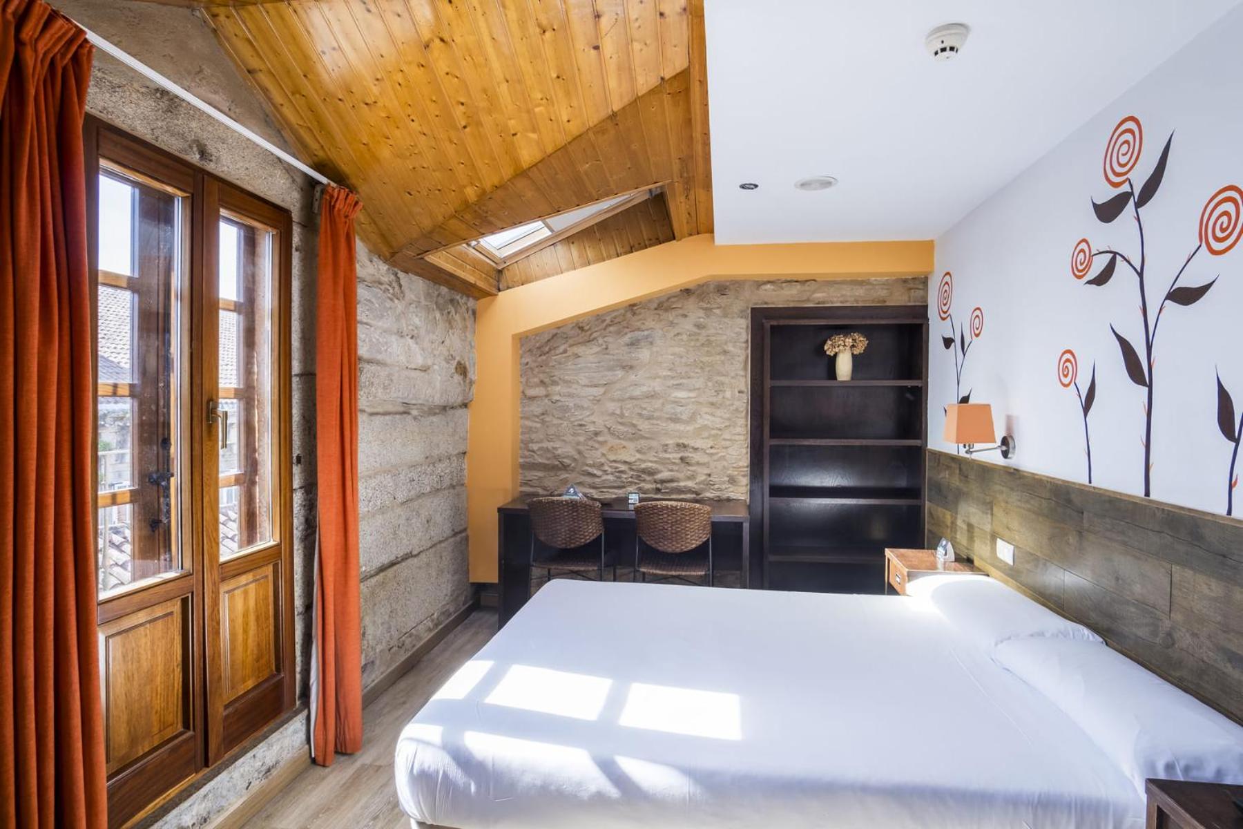 Premium Double Room - Photo 14