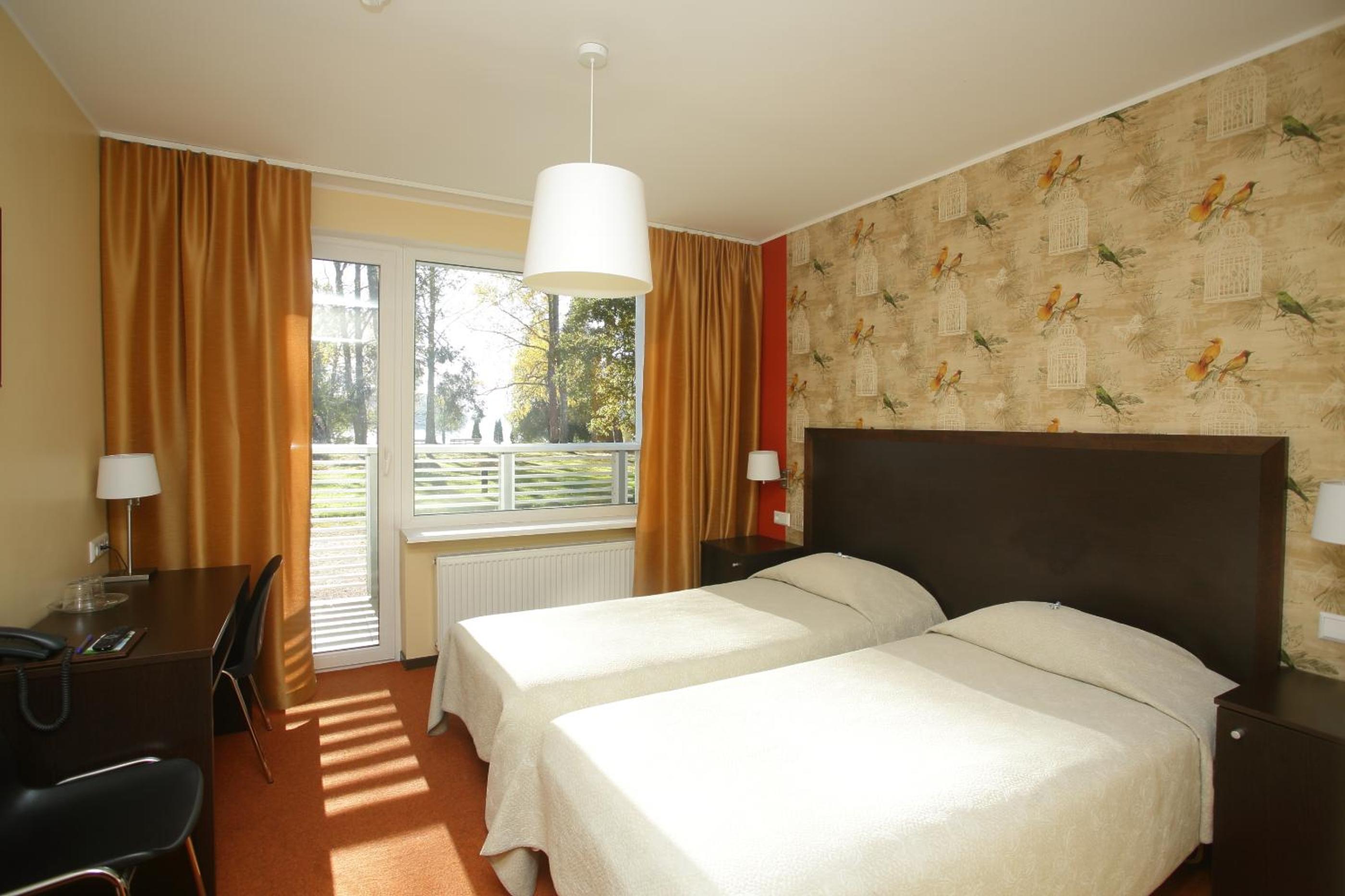Double or Twin Room with Pool Access - Photo 1