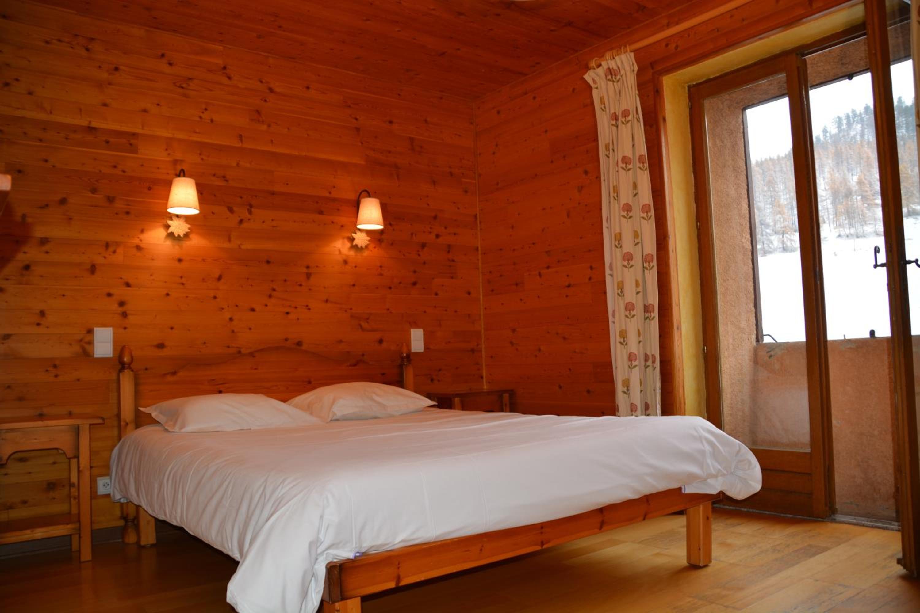 Double Room - Photo 3