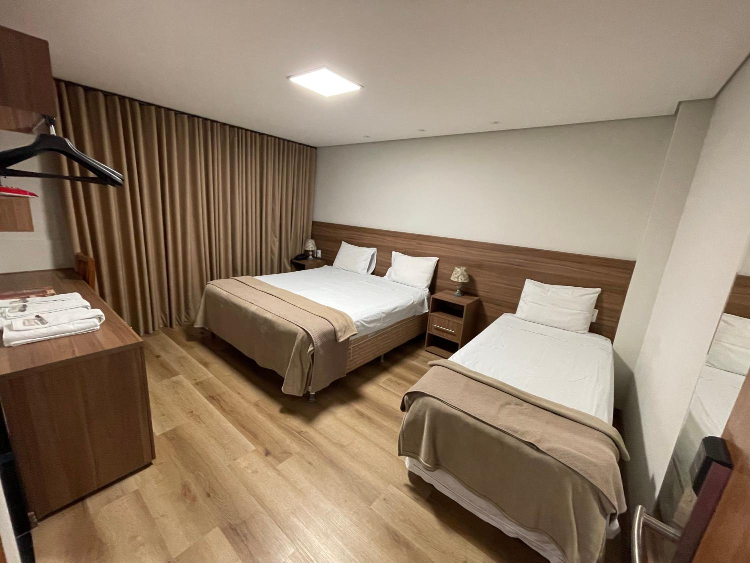 Deluxe Double or Twin Room photo 3