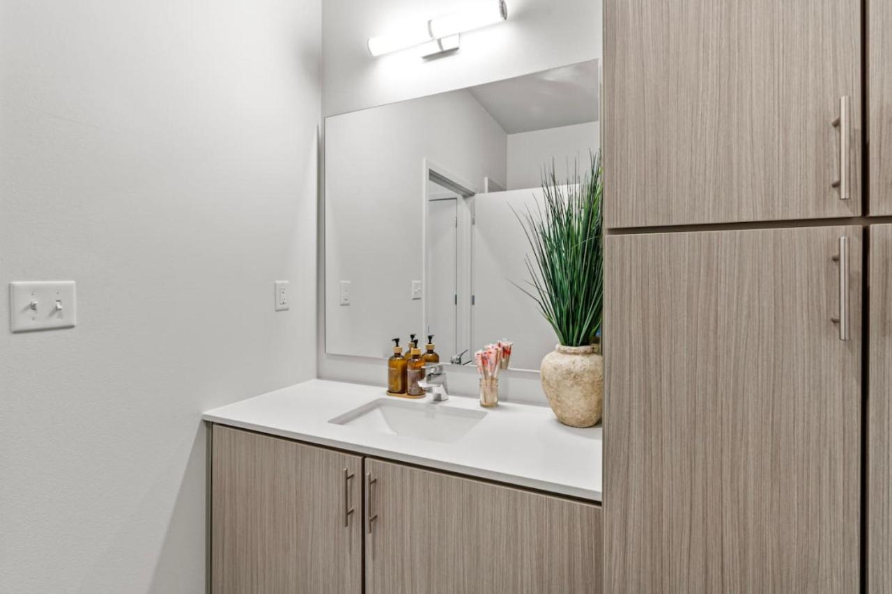 Apartment photo 2
