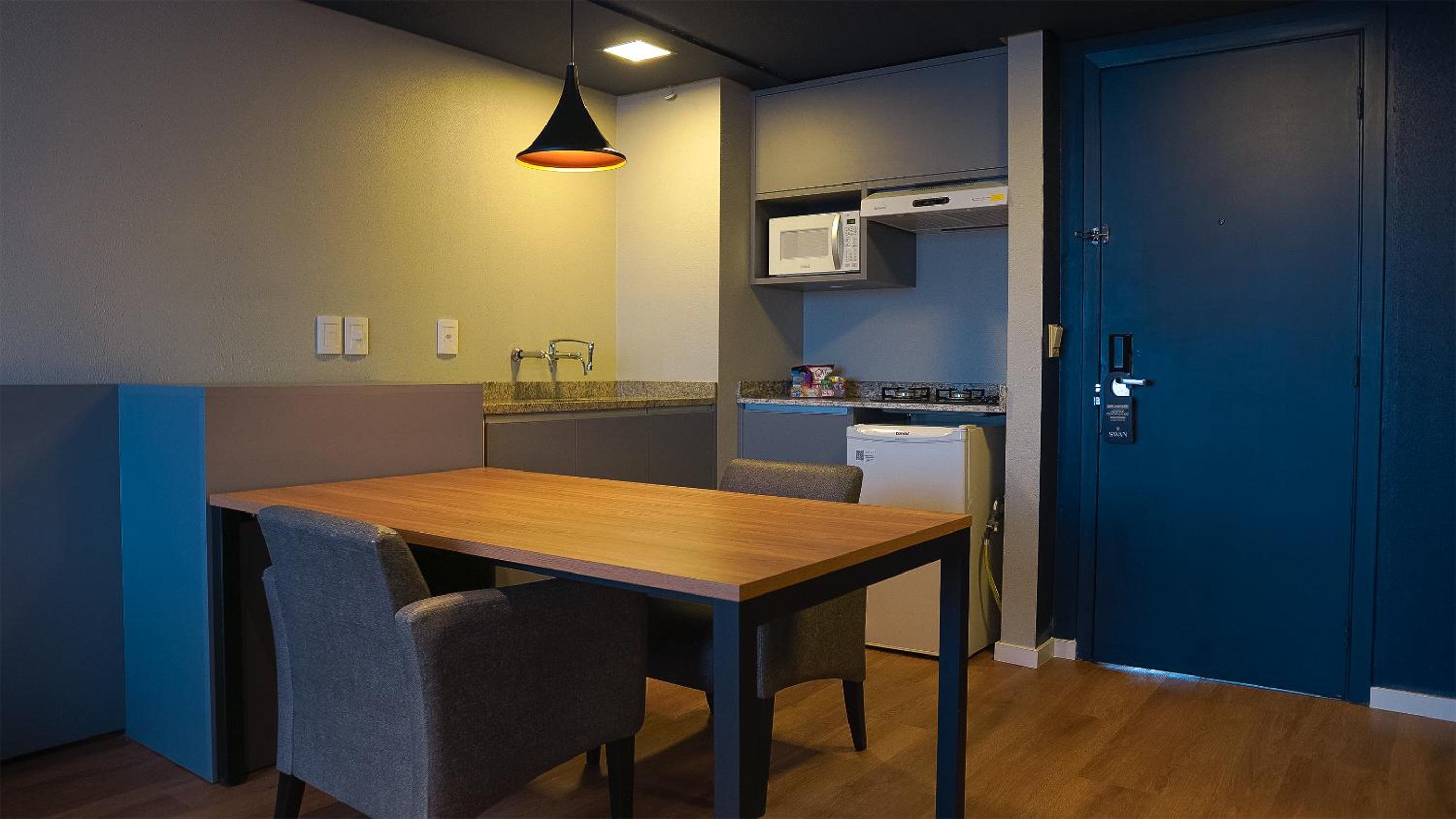 Suite - Photo 5