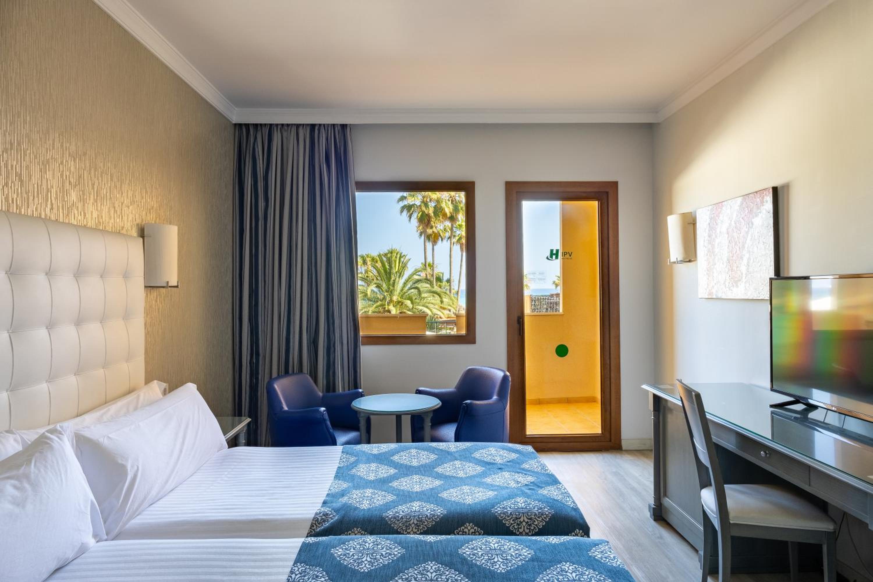 Standard Double or Twin Room - Photo 1