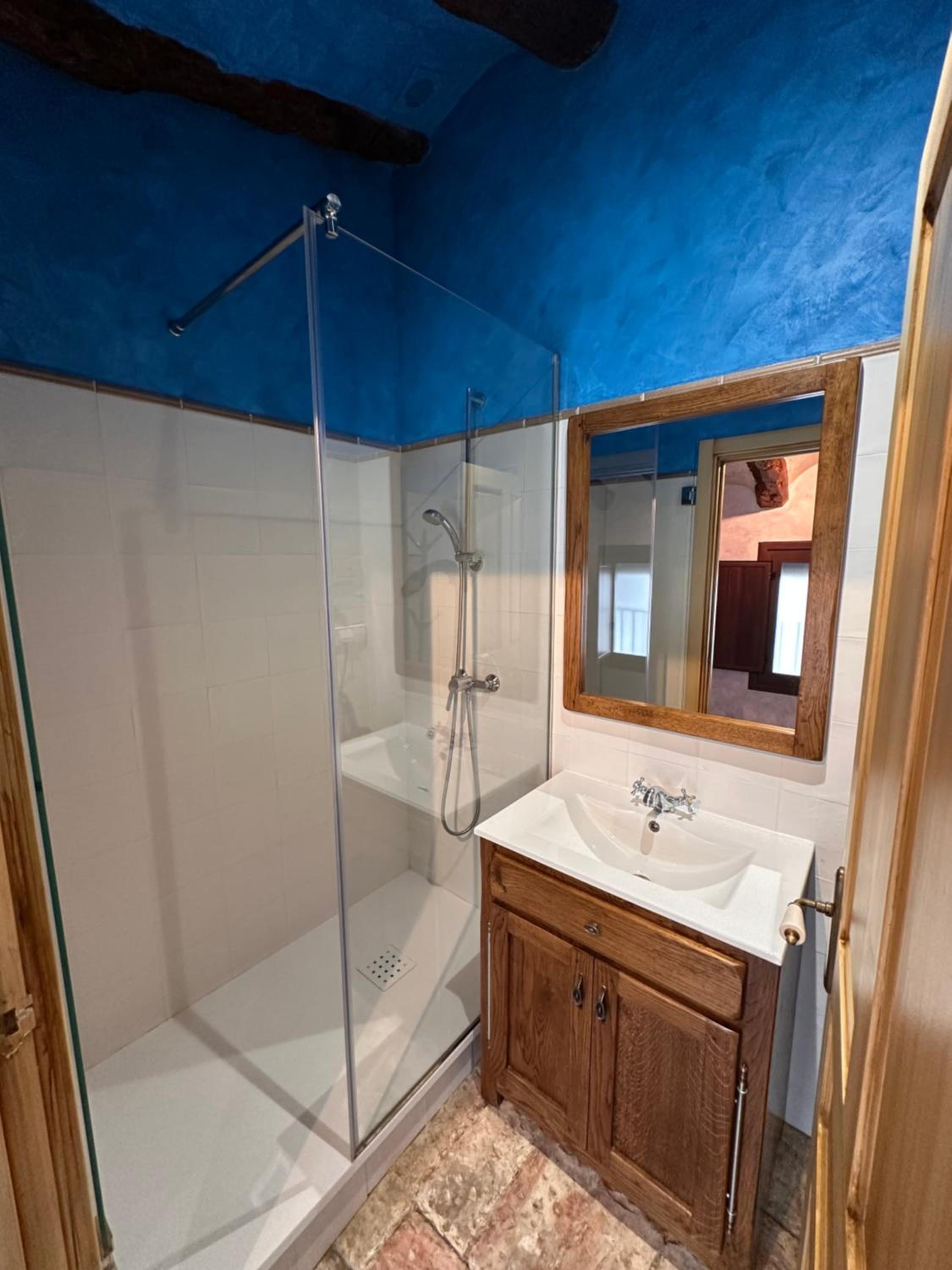 Deluxe Suite photo 3