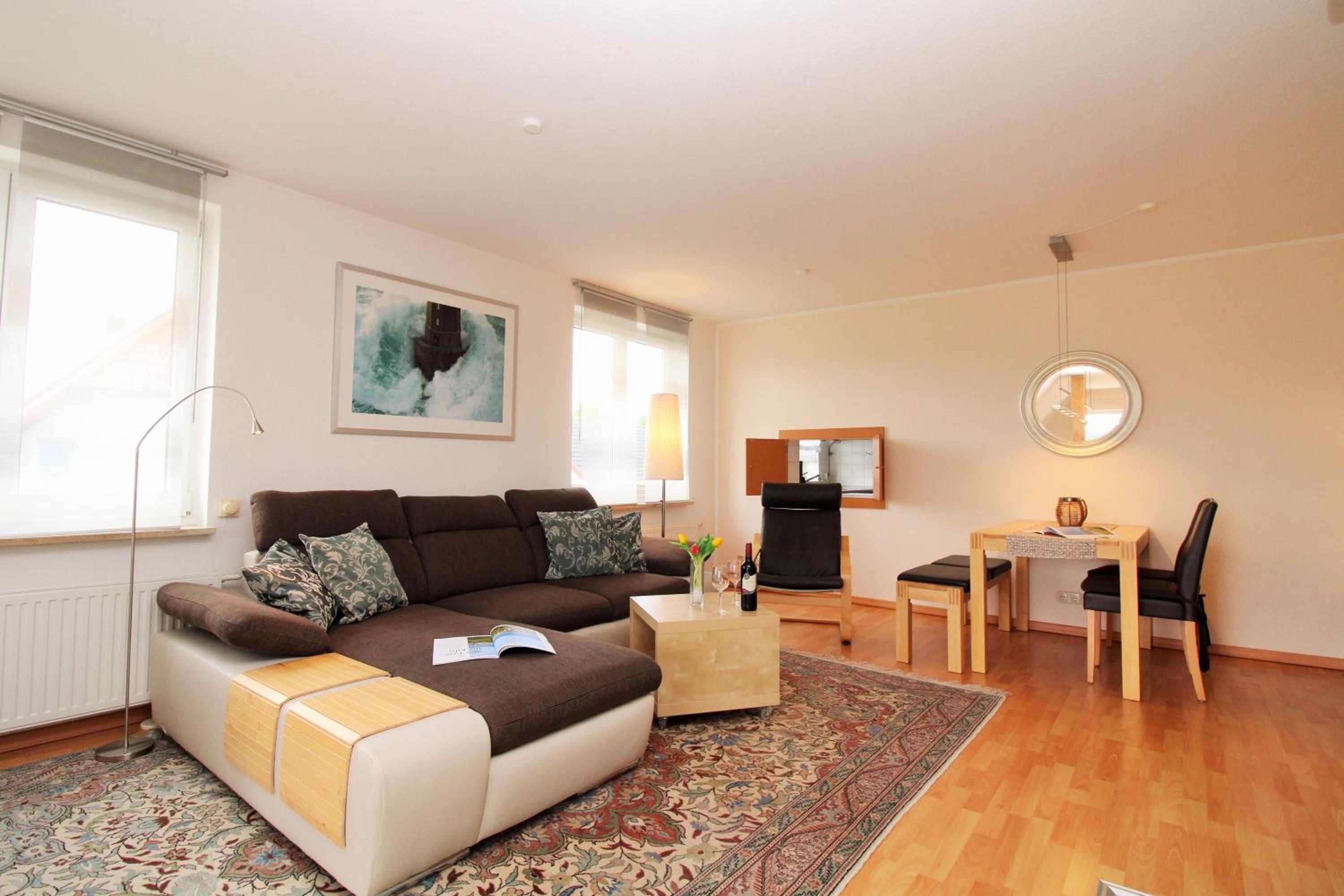 Apartment with Balcony photo 1