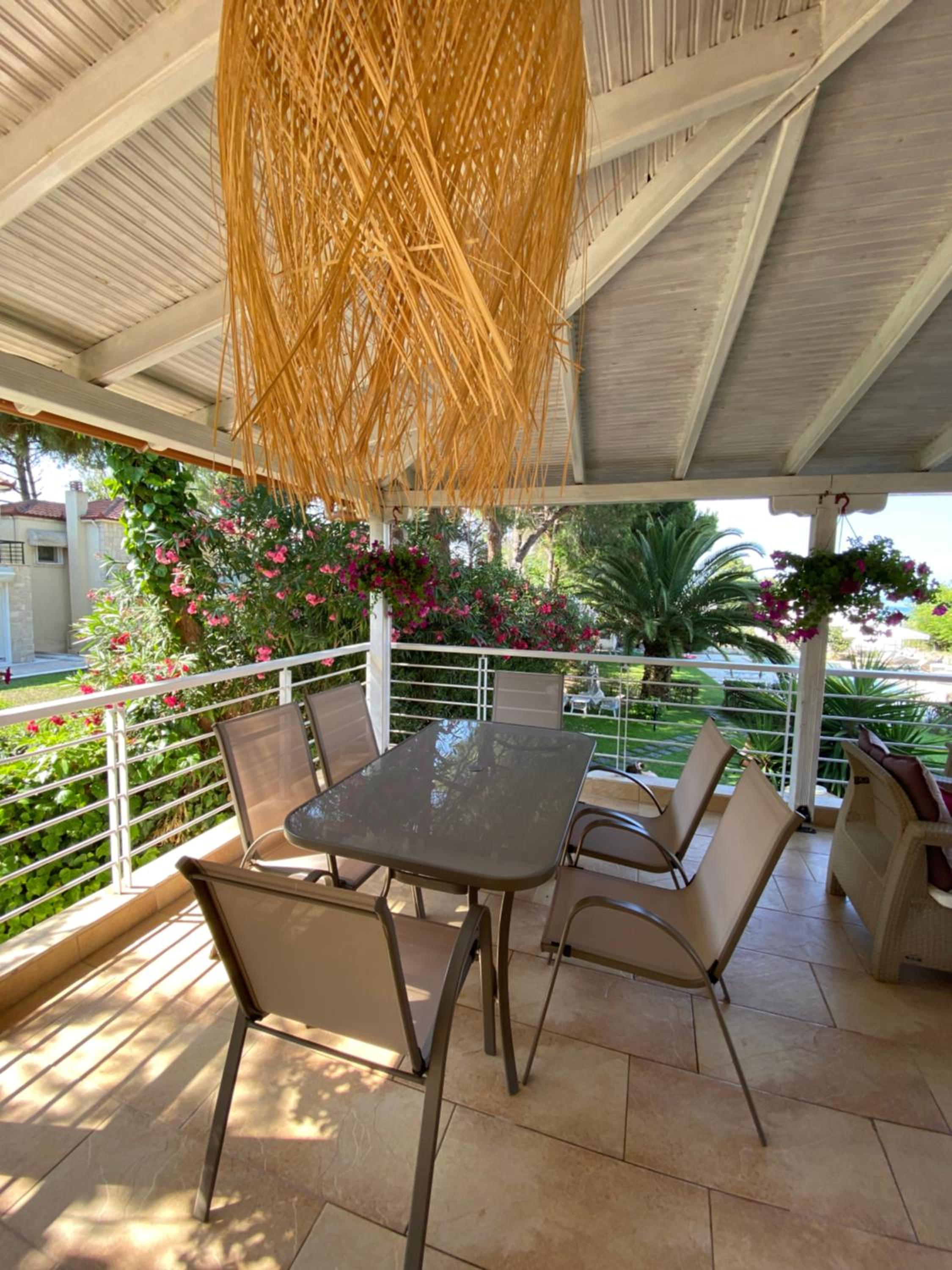 Two-Bedroom Villa photo 3