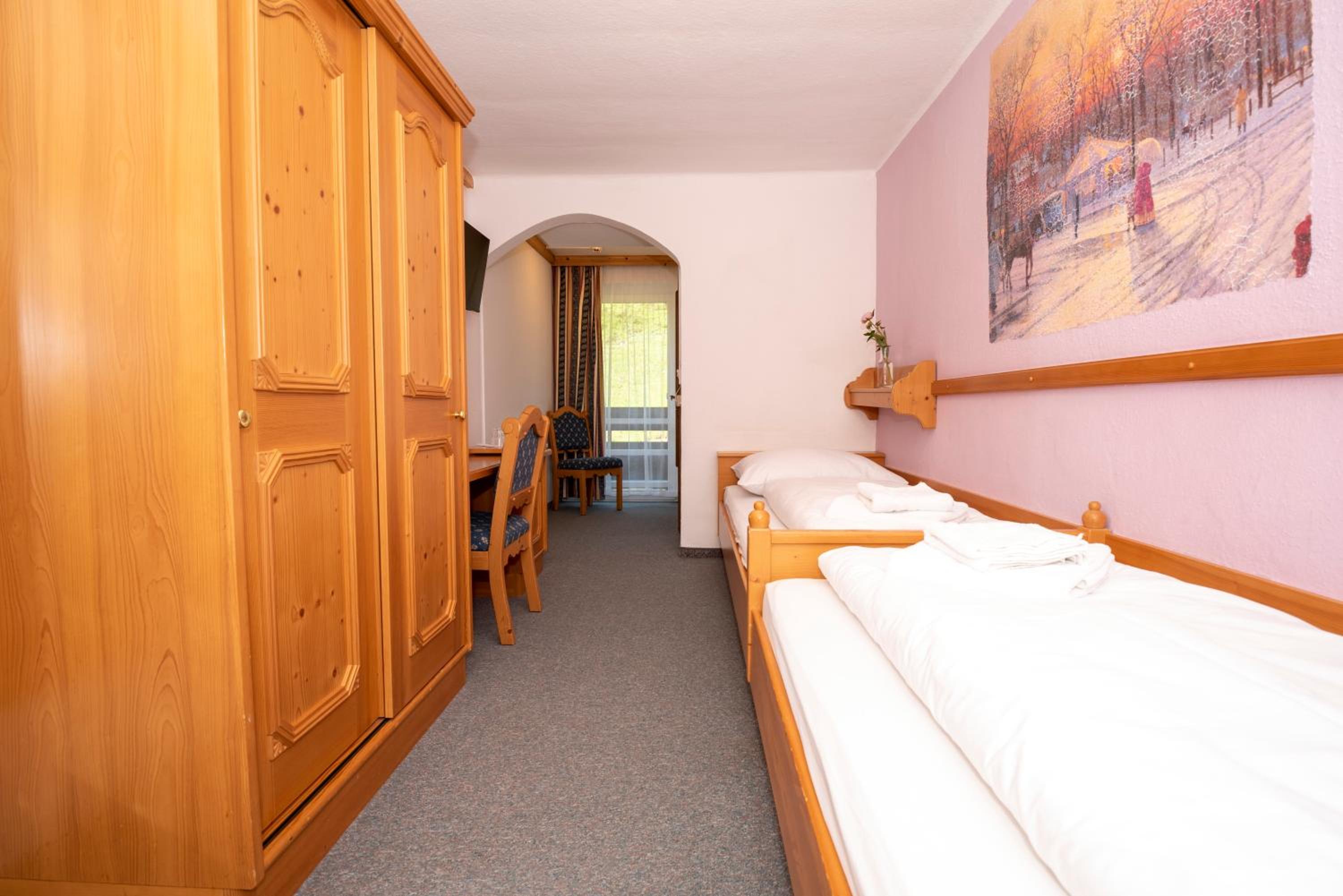 Twin Room photo 1