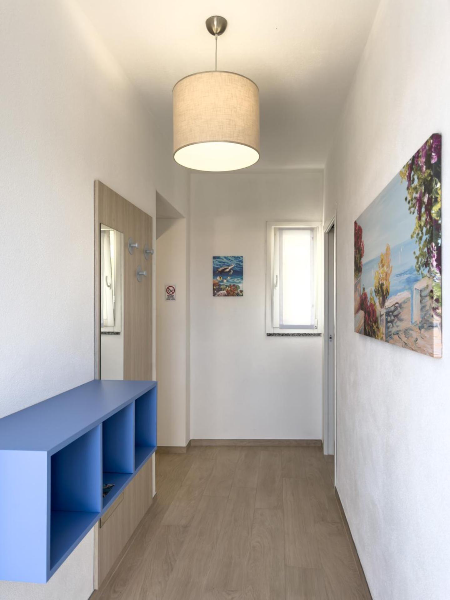 Apartment - Split Level photo 3