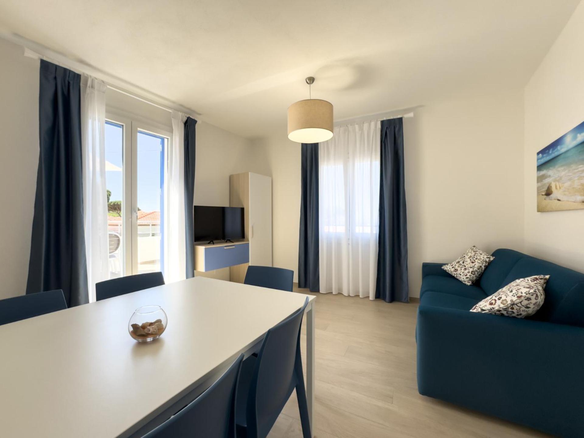 Apartment - Split Level photo 2