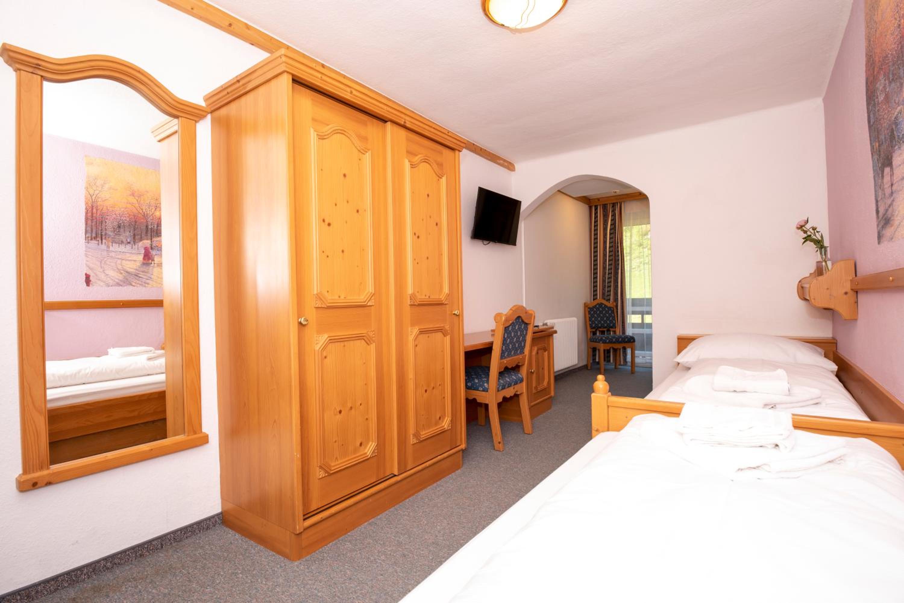 Twin Room photo 3
