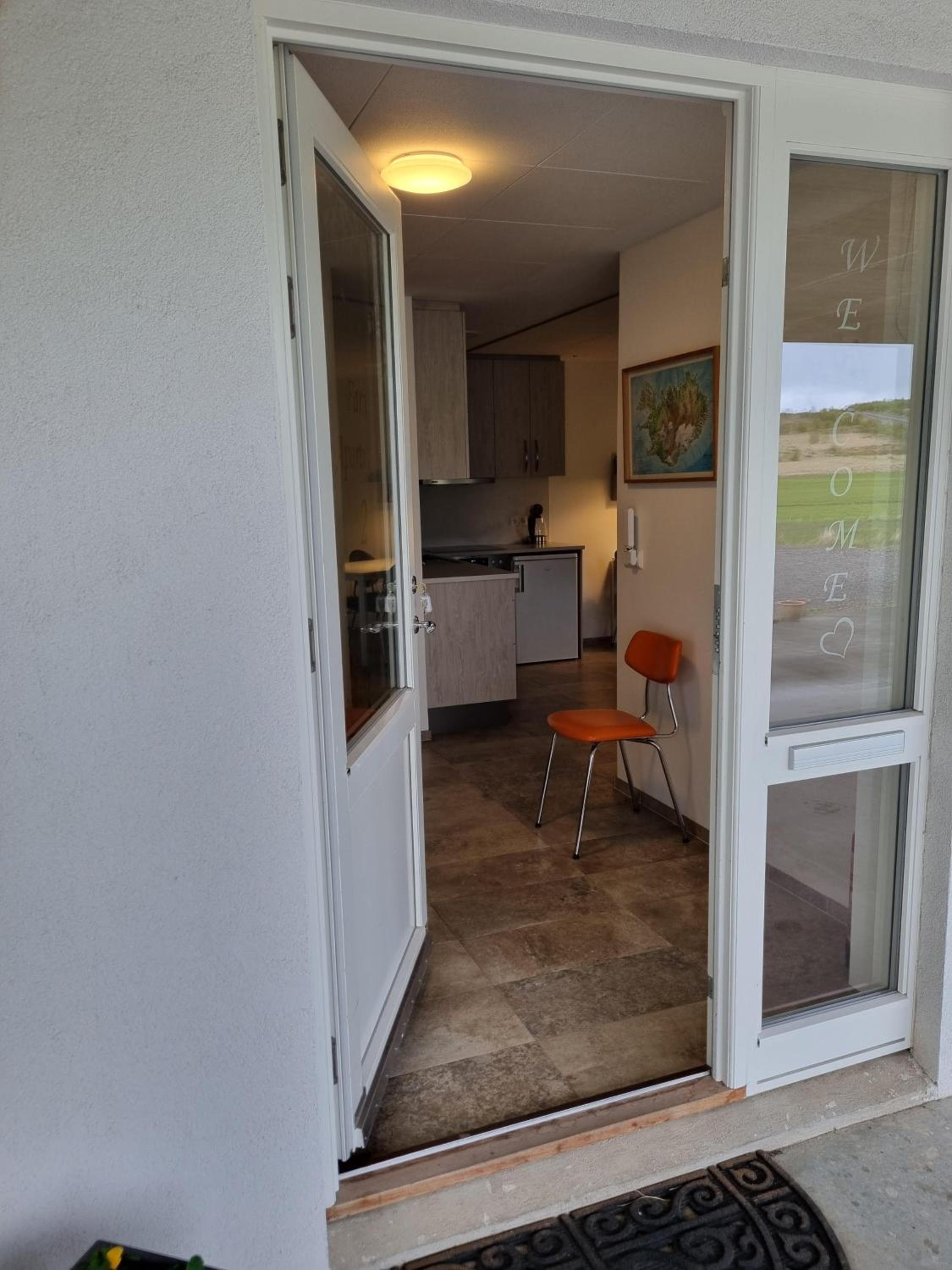 Apartment with Terrace photo 3