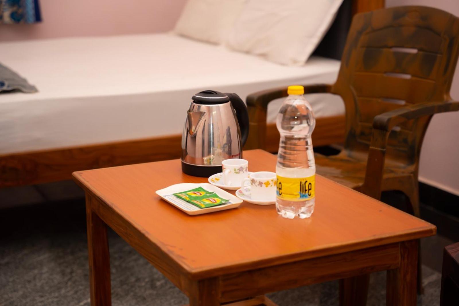 Standard Double Room with Fan photo 2