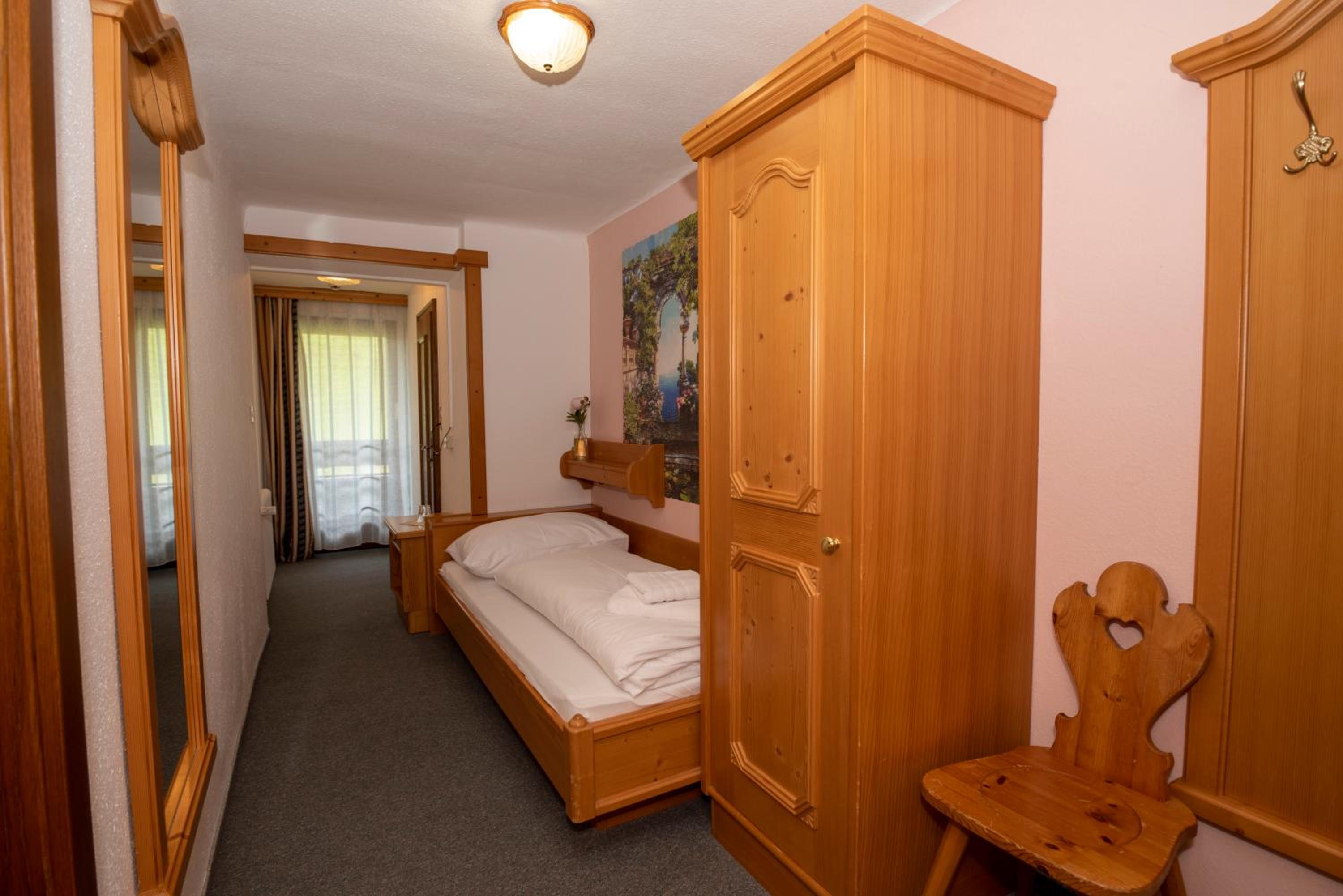 Single Room with Shower photo 2