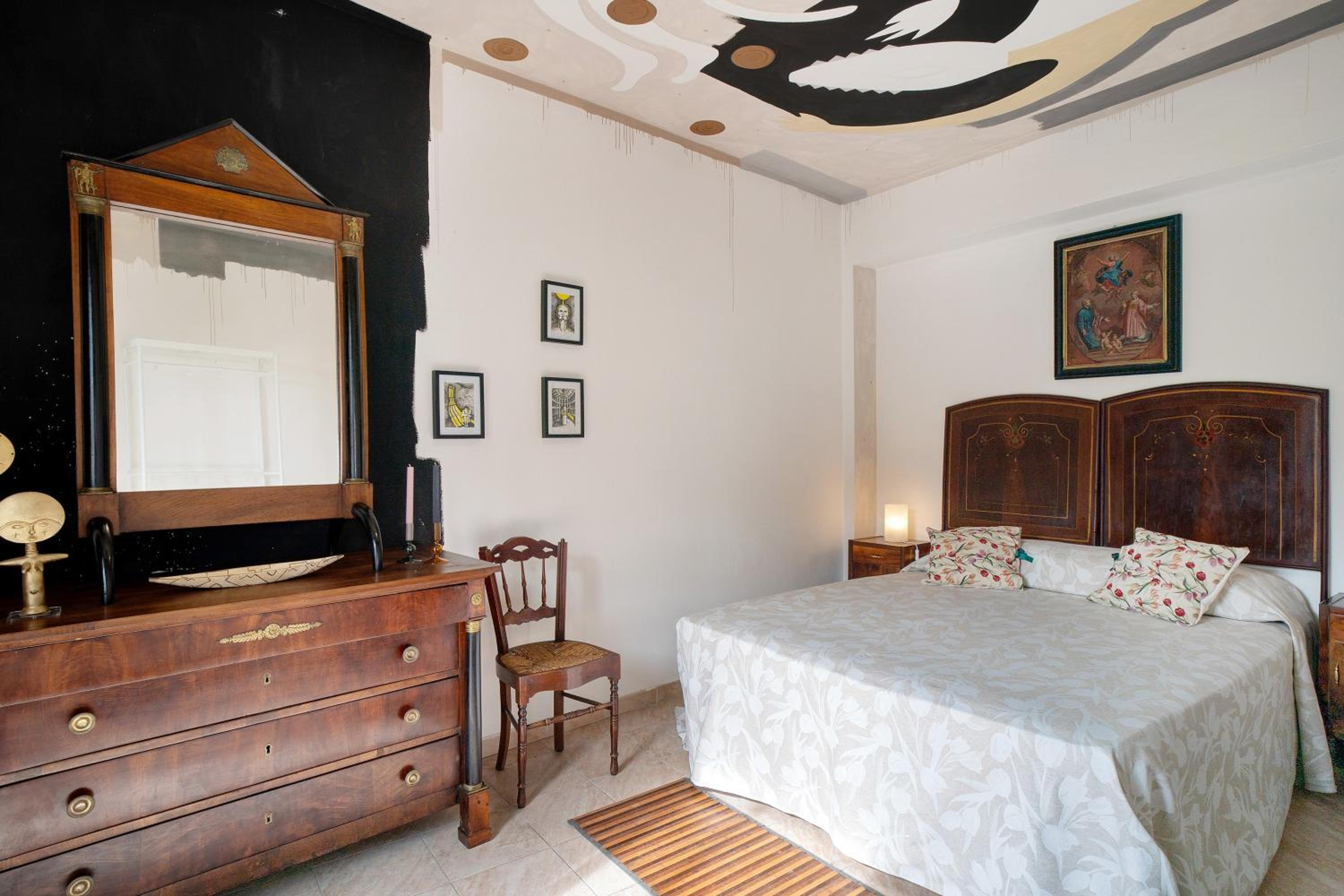 Superior One-Bedroom Apartment photo 1