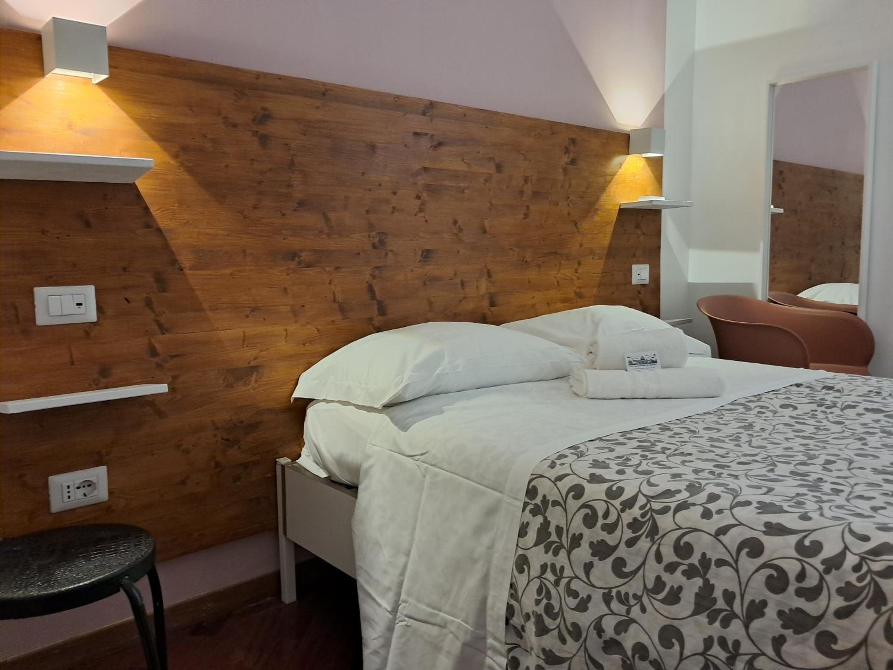 Double or Twin Room with Shared Bathroom