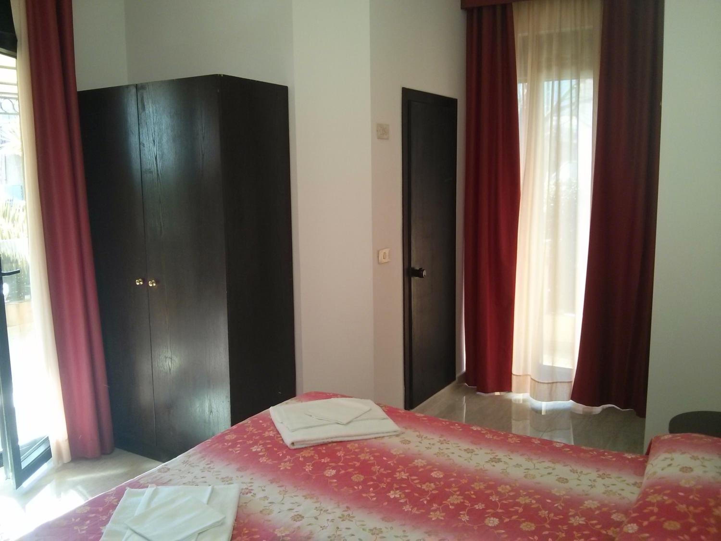 Superior Double Room - Photo 4