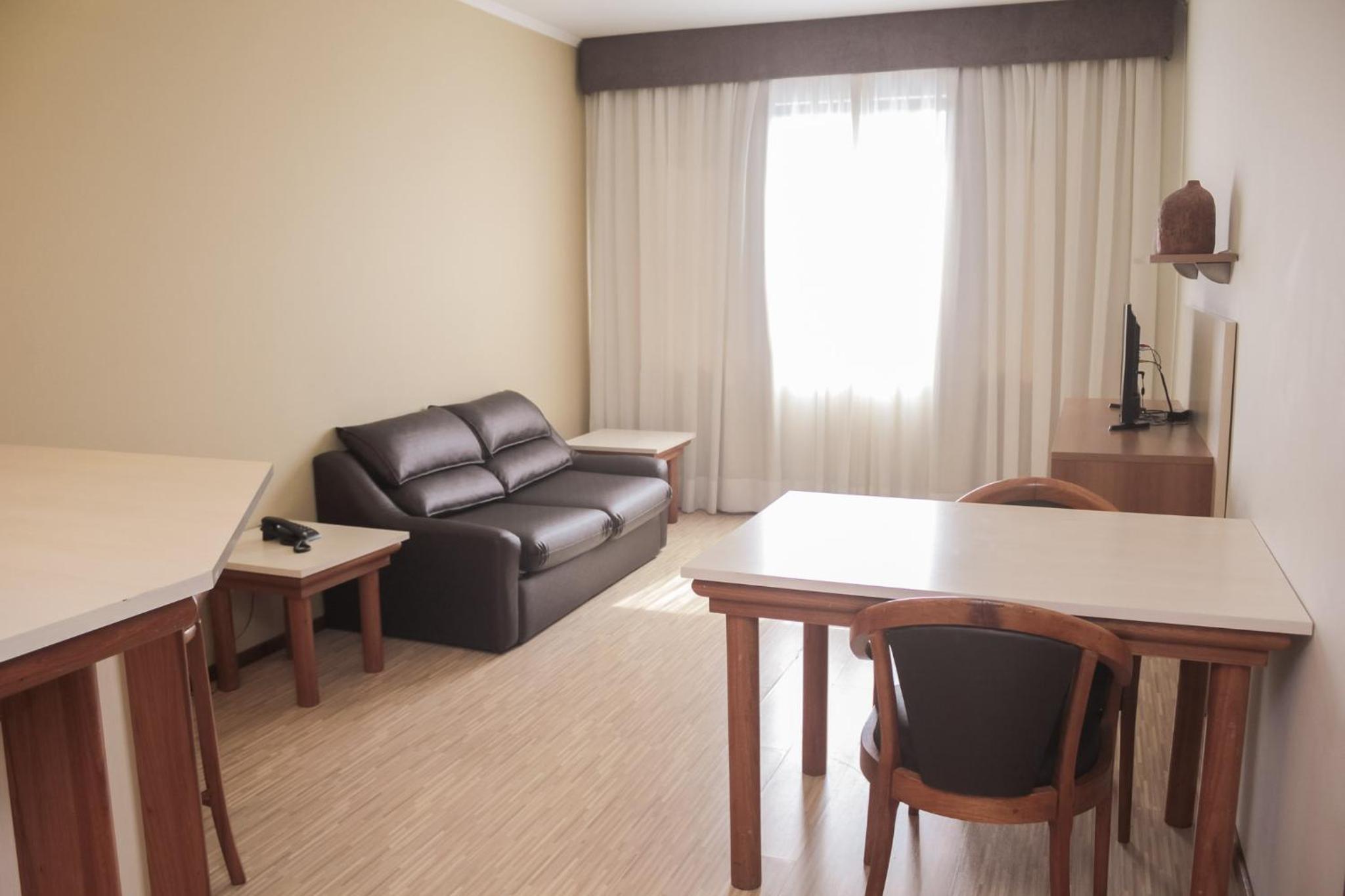 Superior Suite - Photo 6