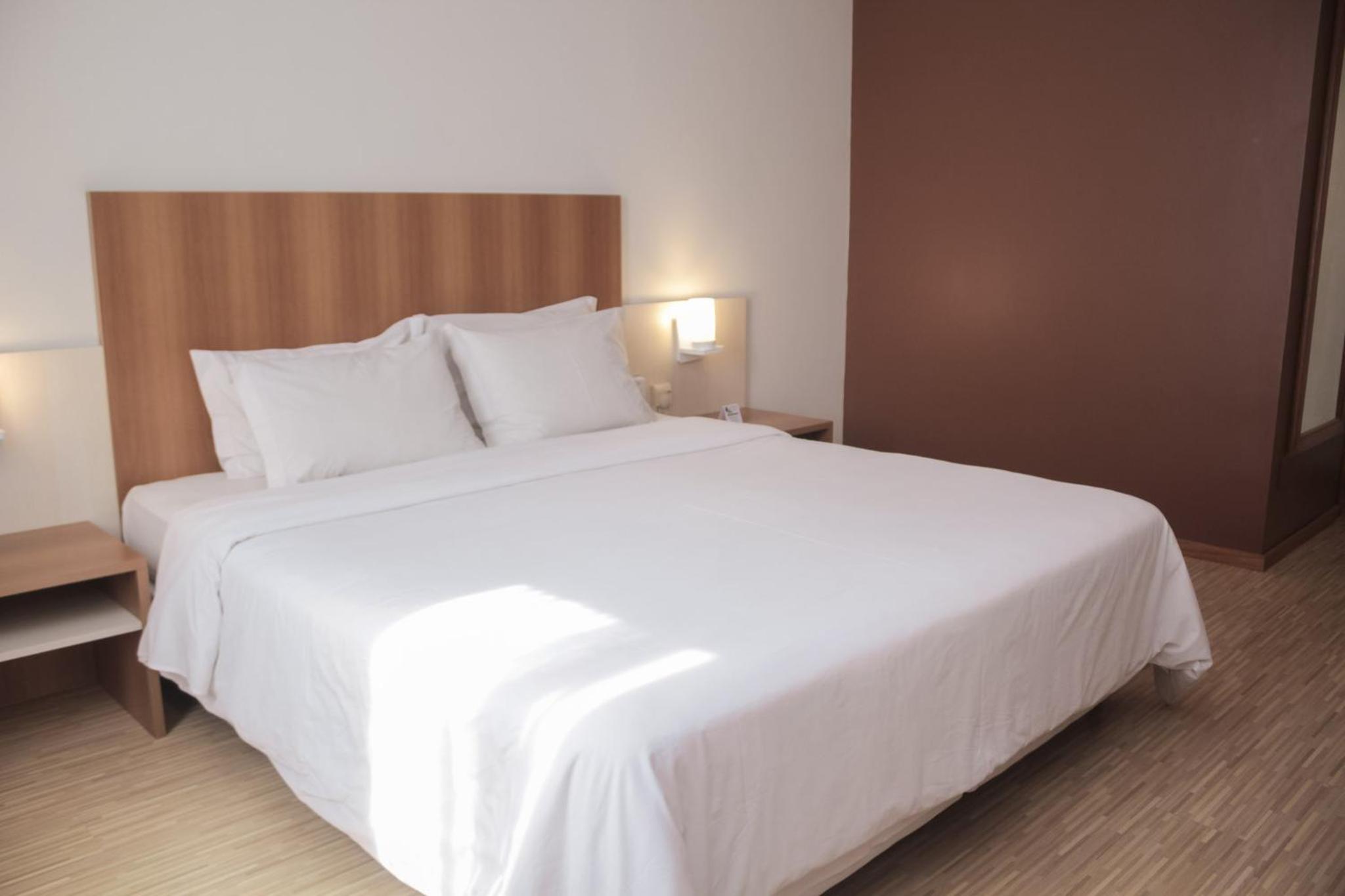 Superior Suite - Photo 7