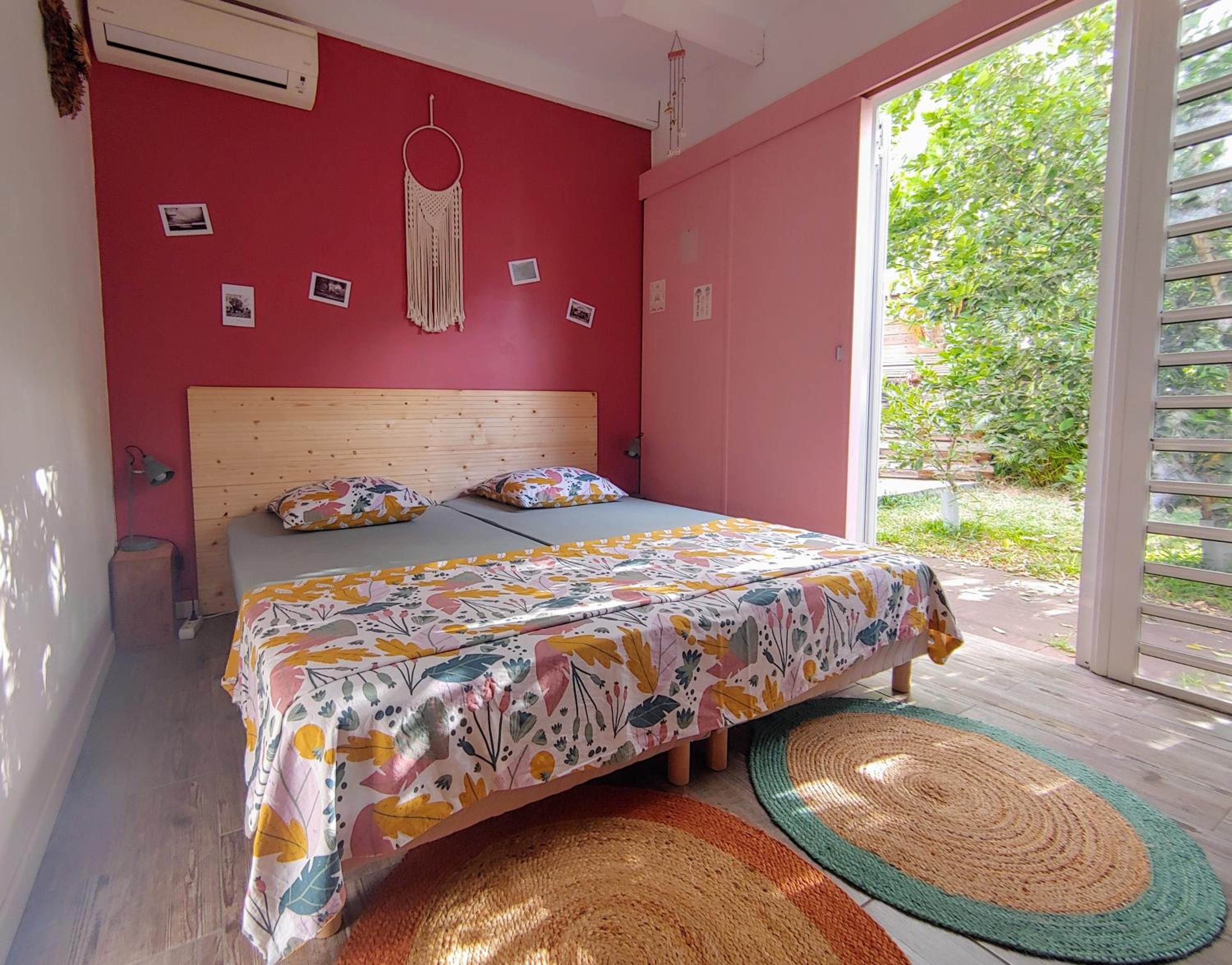 Standard Double Room with Shared Bathroom photo 1