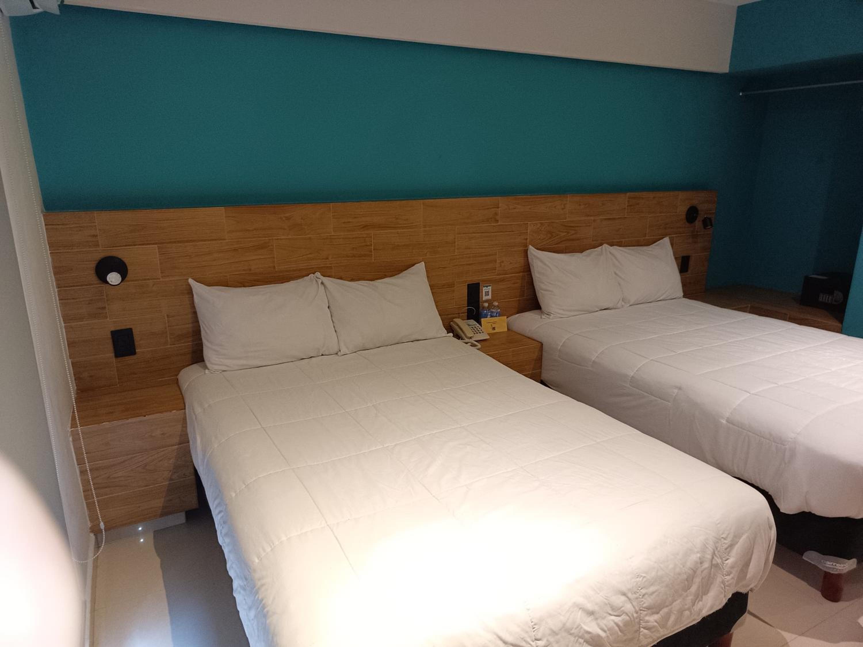 Deluxe Double Room - Photo 48