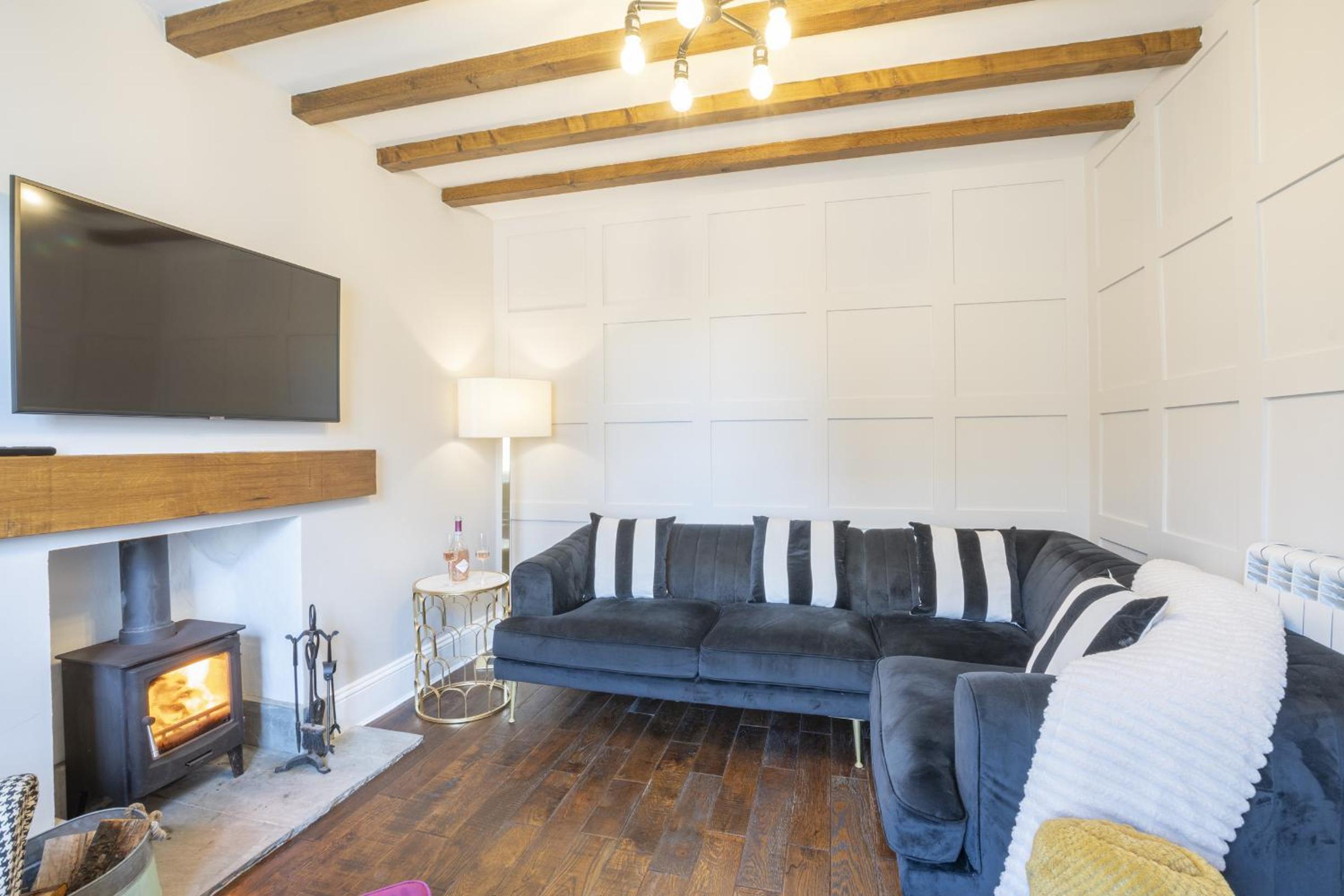 Two-Bedroom Cottage photo 1