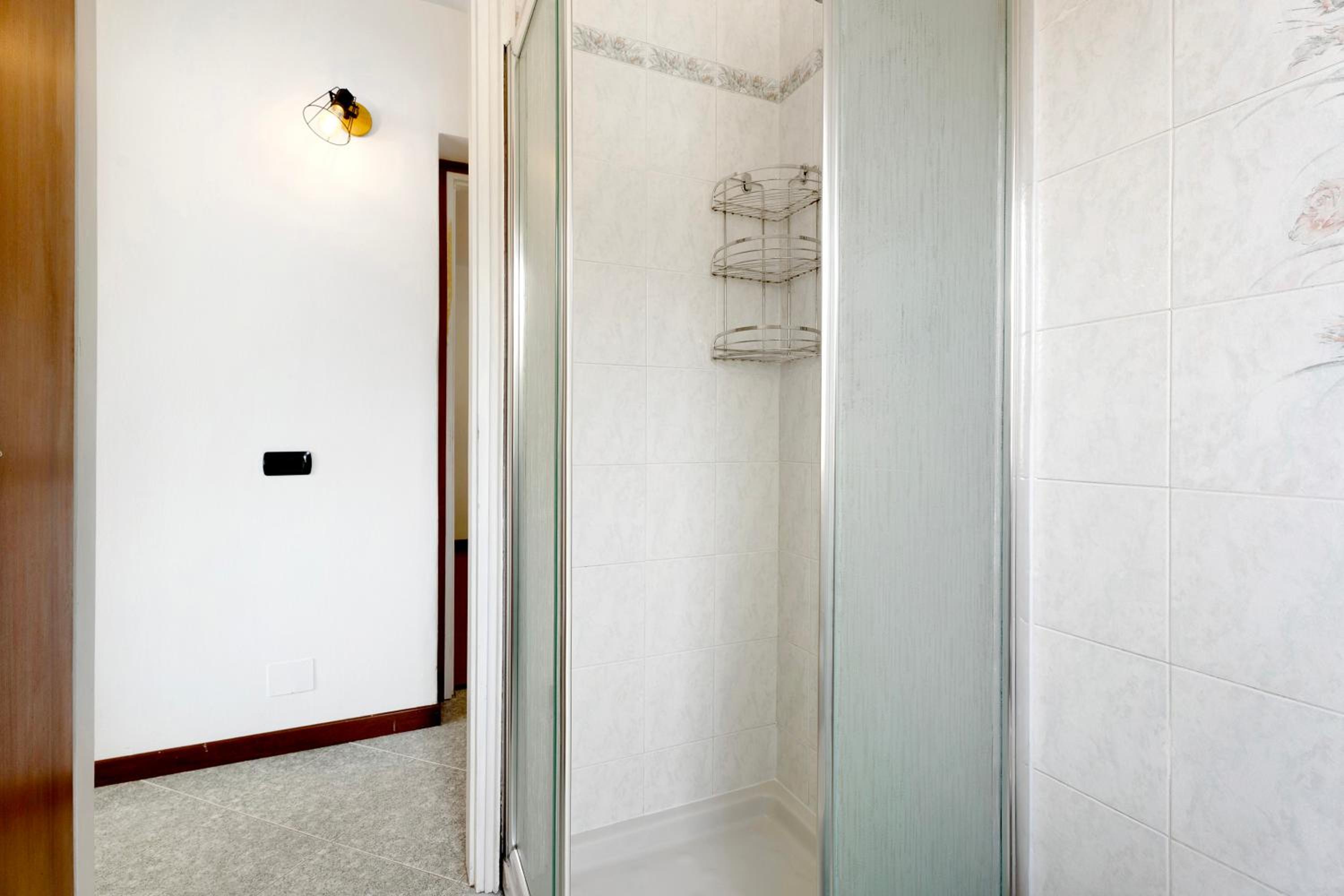 One-Bedroom House photo 2