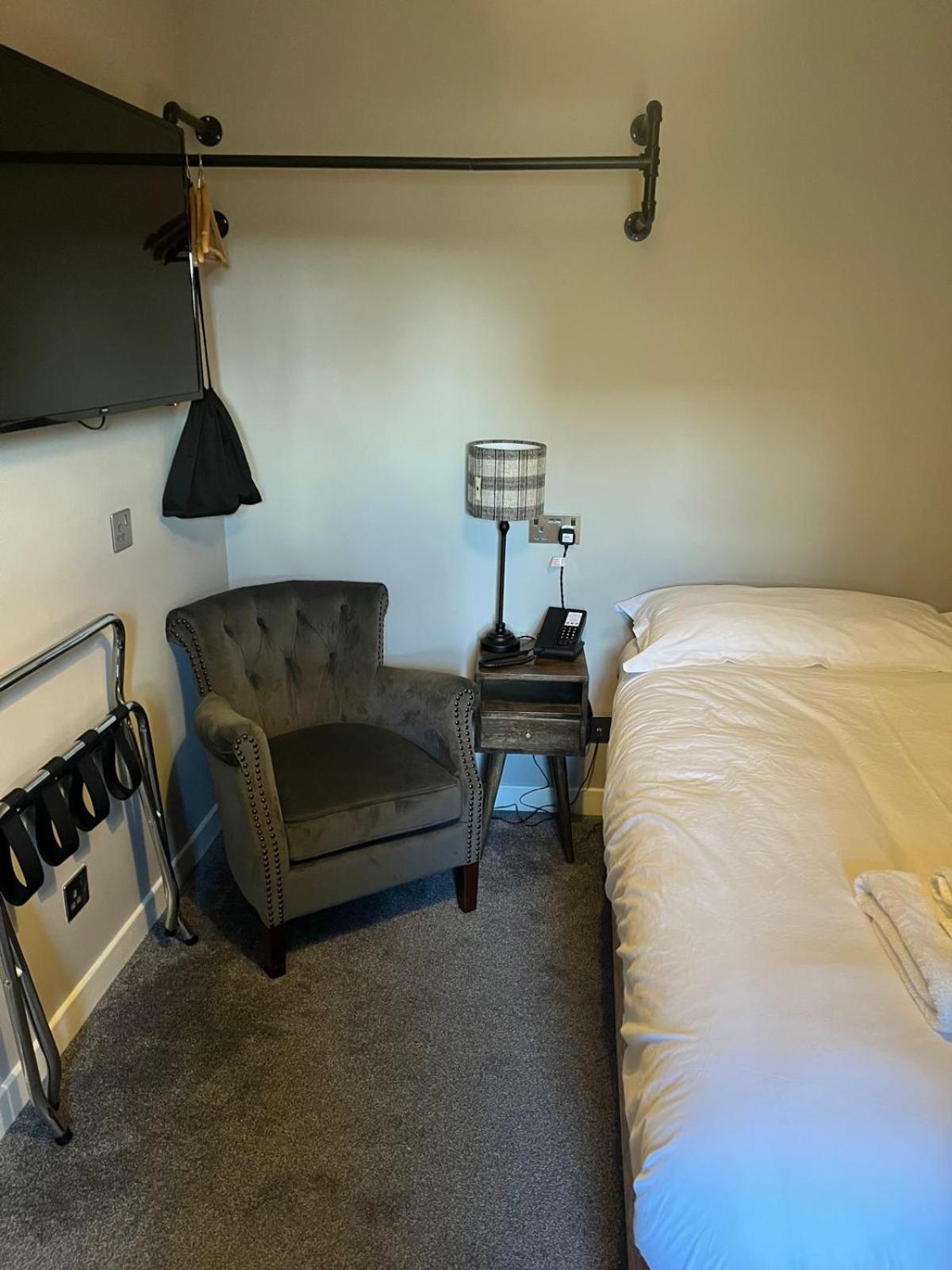 Budget Single Room photo 3