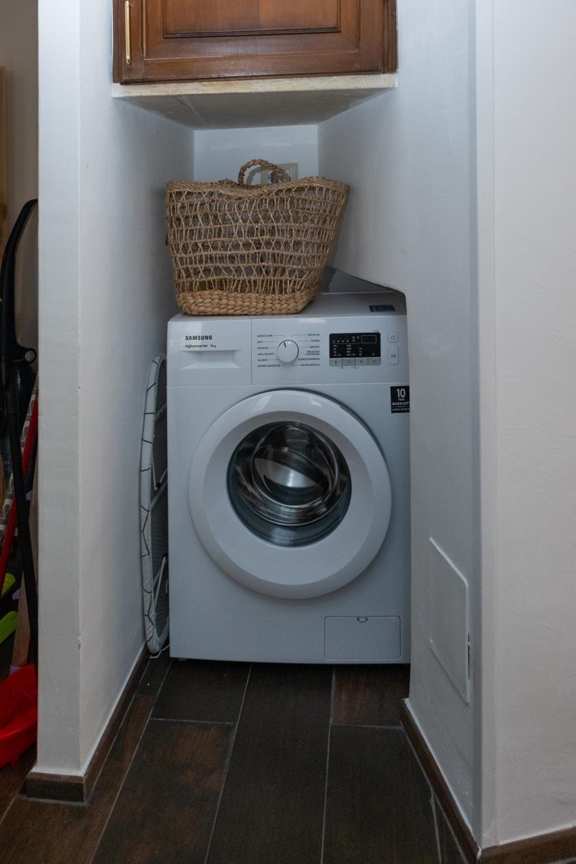 Apartment - Ground Floor photo 2