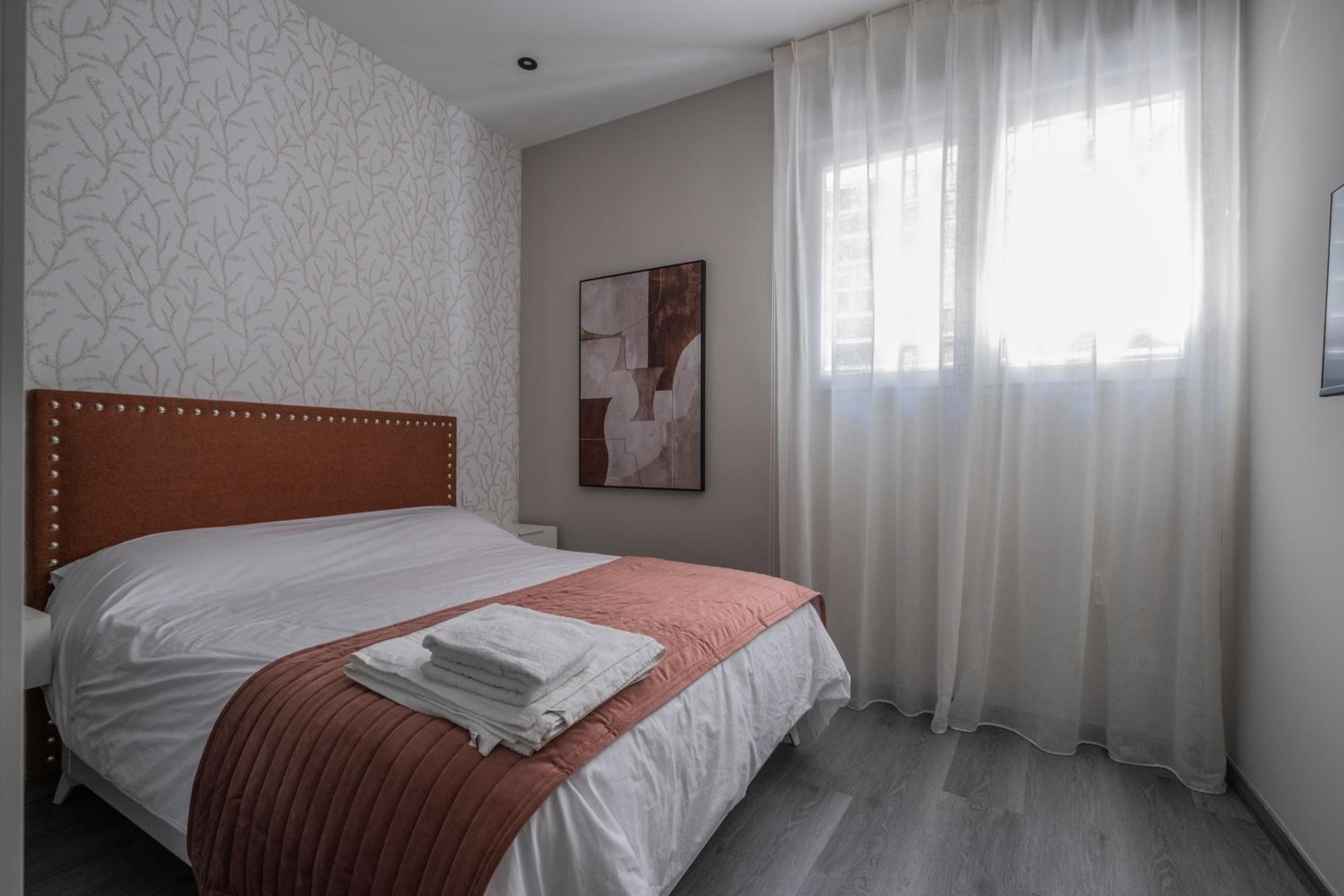 Four-Bedroom House photo 2