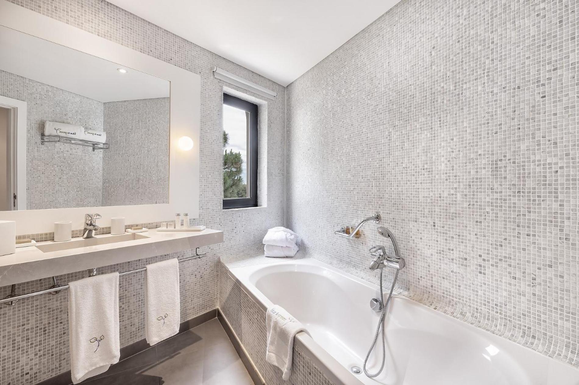 Ocean Suite photo 2