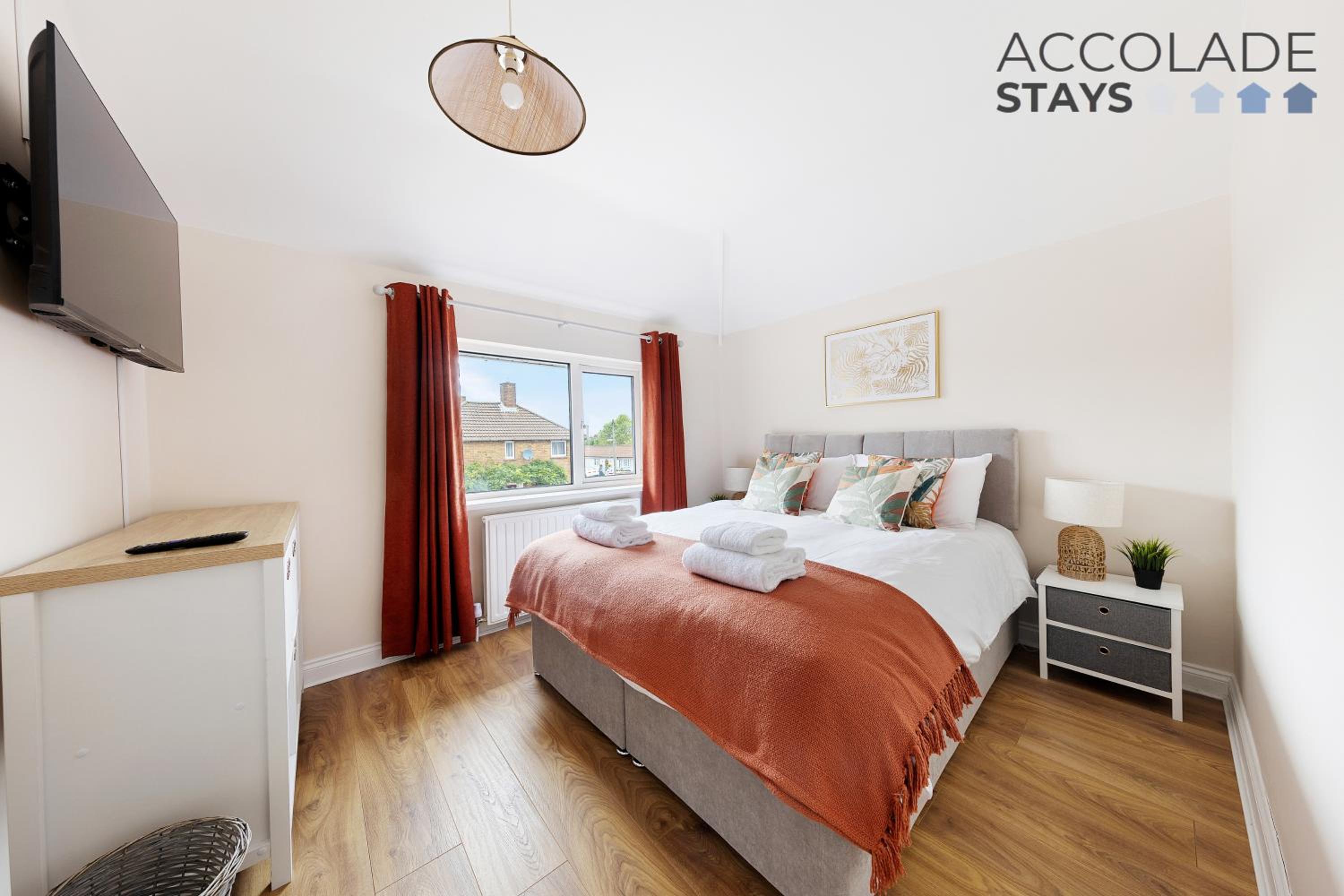 Three-Bedroom House photo 1