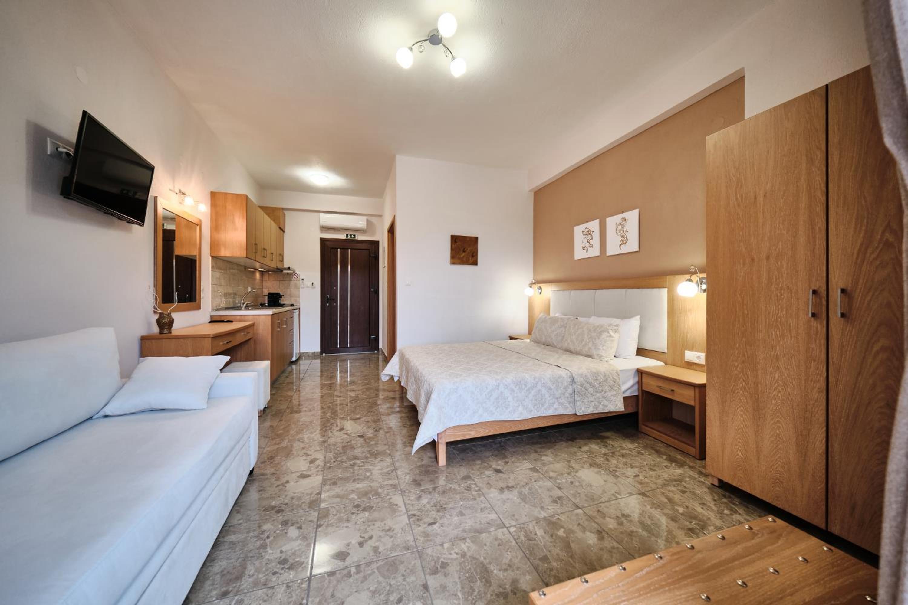 One-Bedroom Apartment