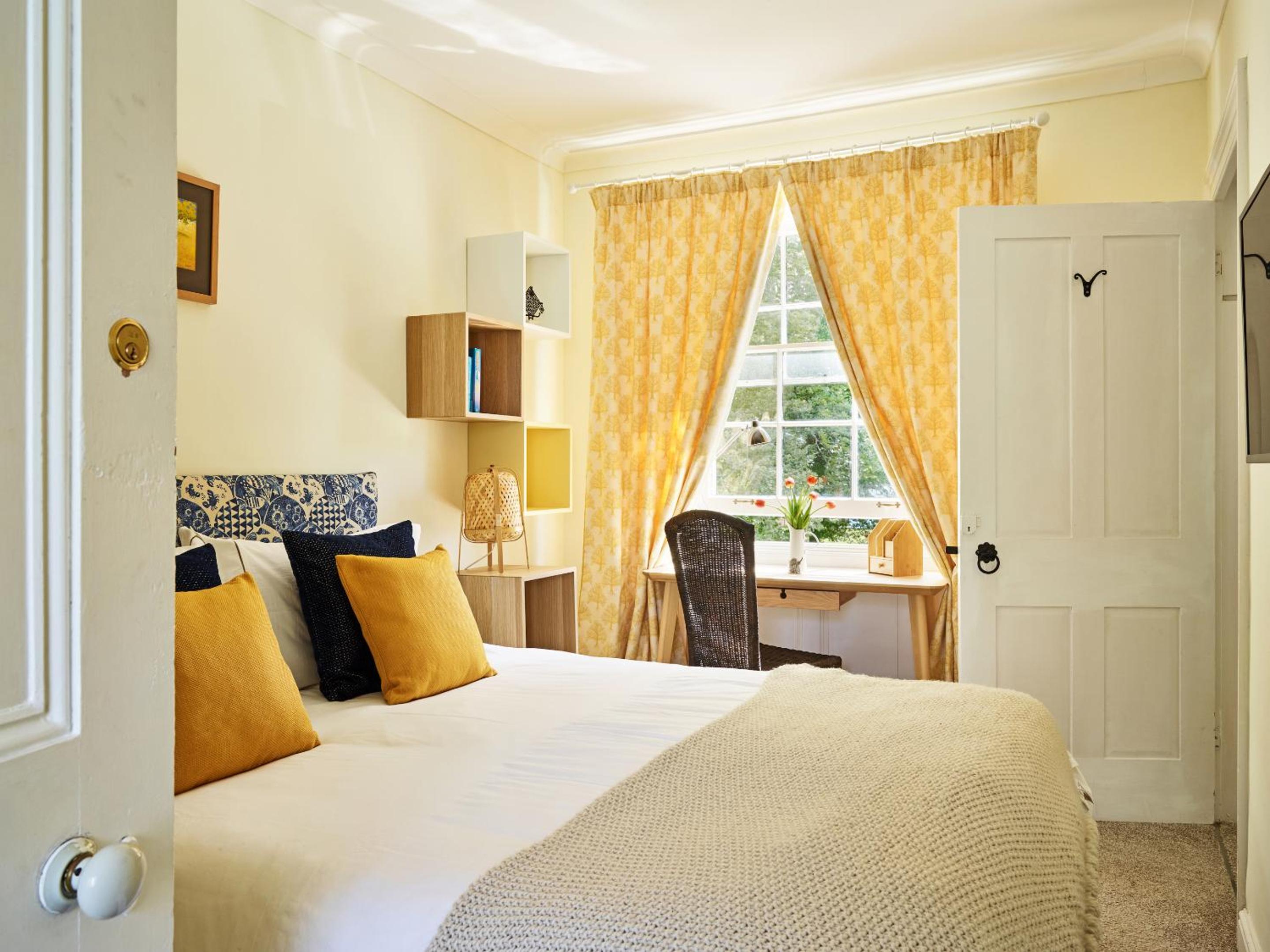 Double Room with Private Bathroom photo 3